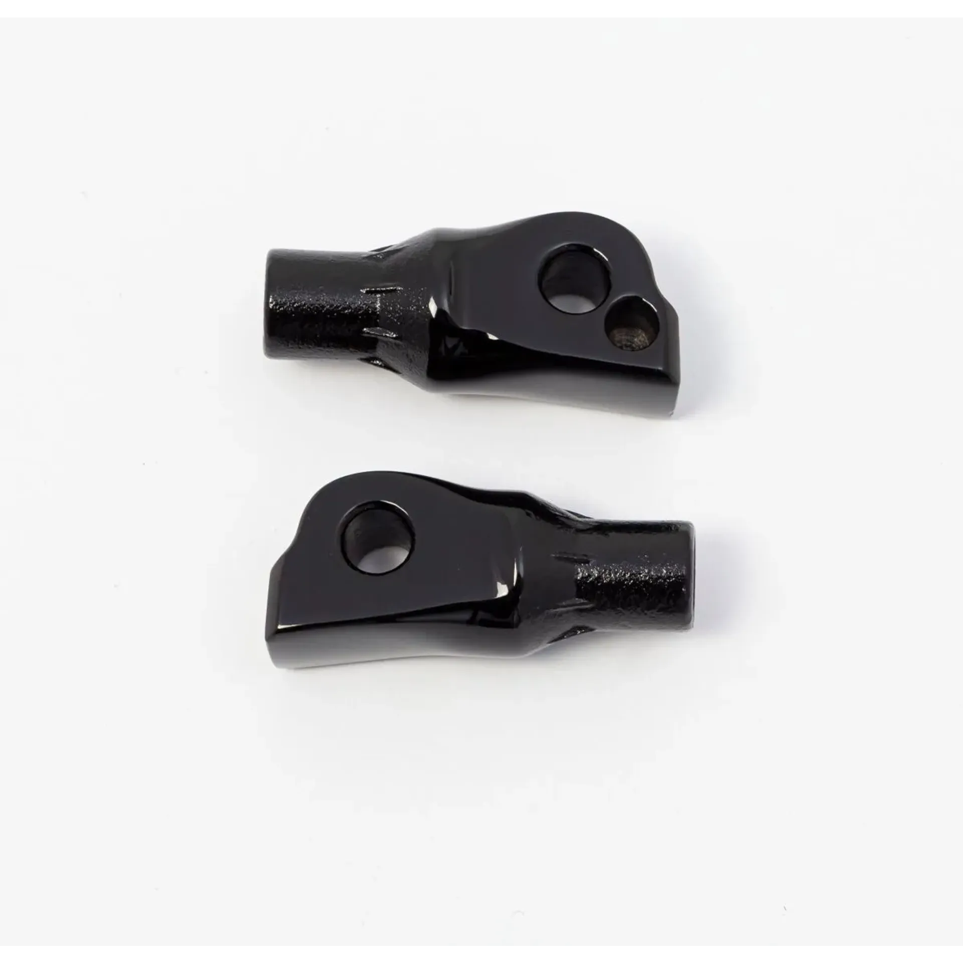 Peg Pass Adapter M8 Bk