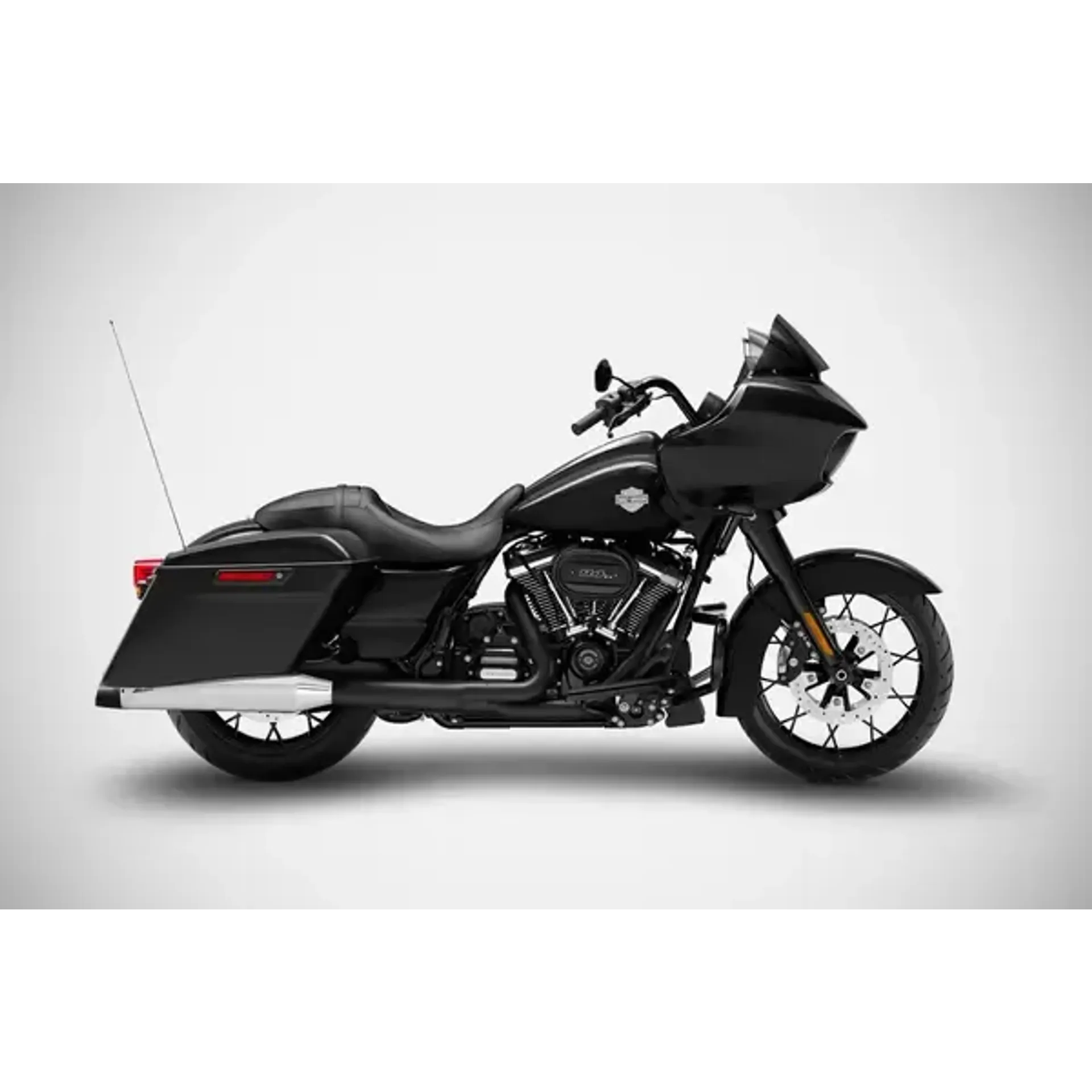 Touring slip-ons slash cut e3