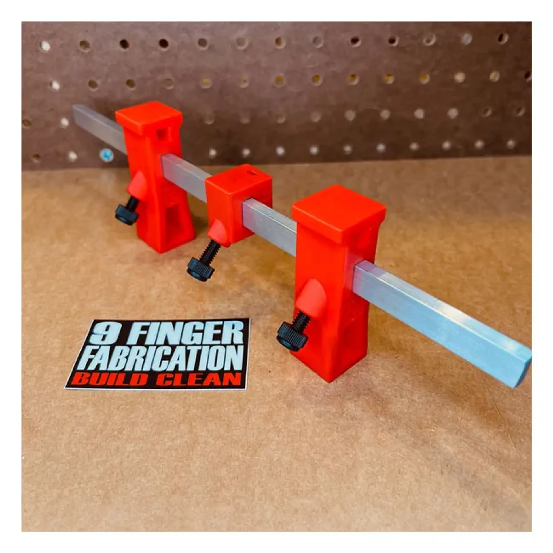 9Finger Fabrication, primary chain alignment tool