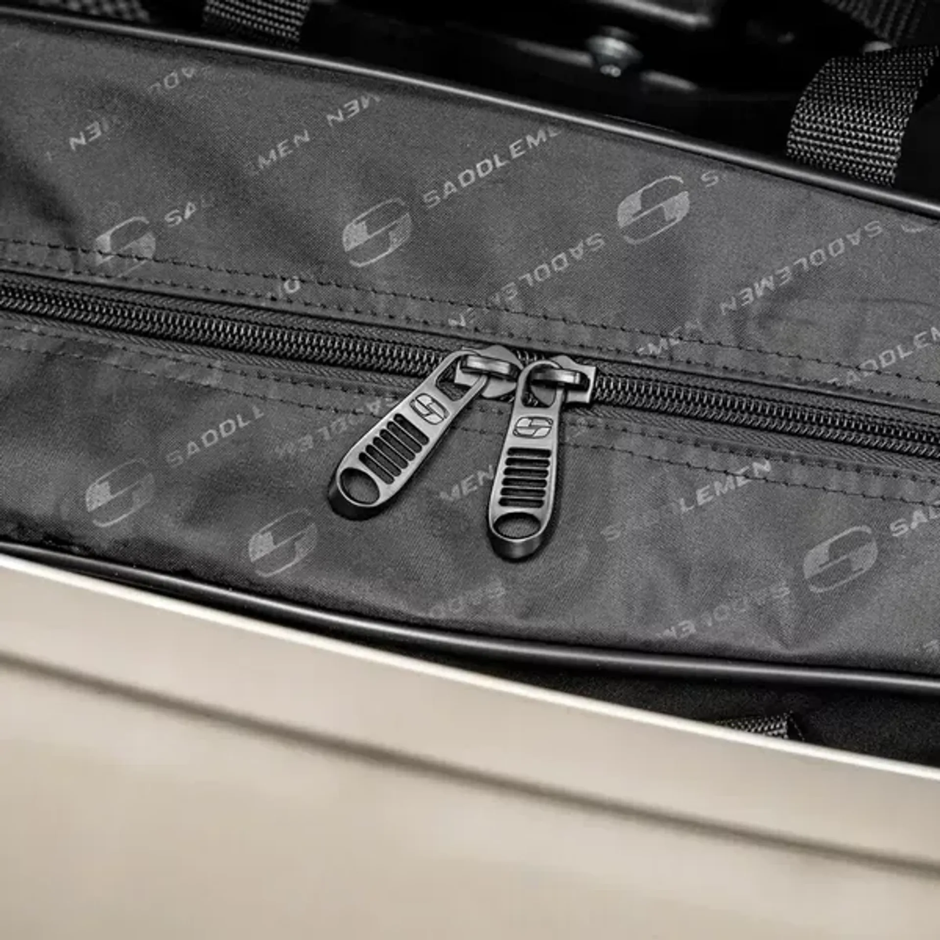 Saddlebag liner – fxlr/st 20-u
