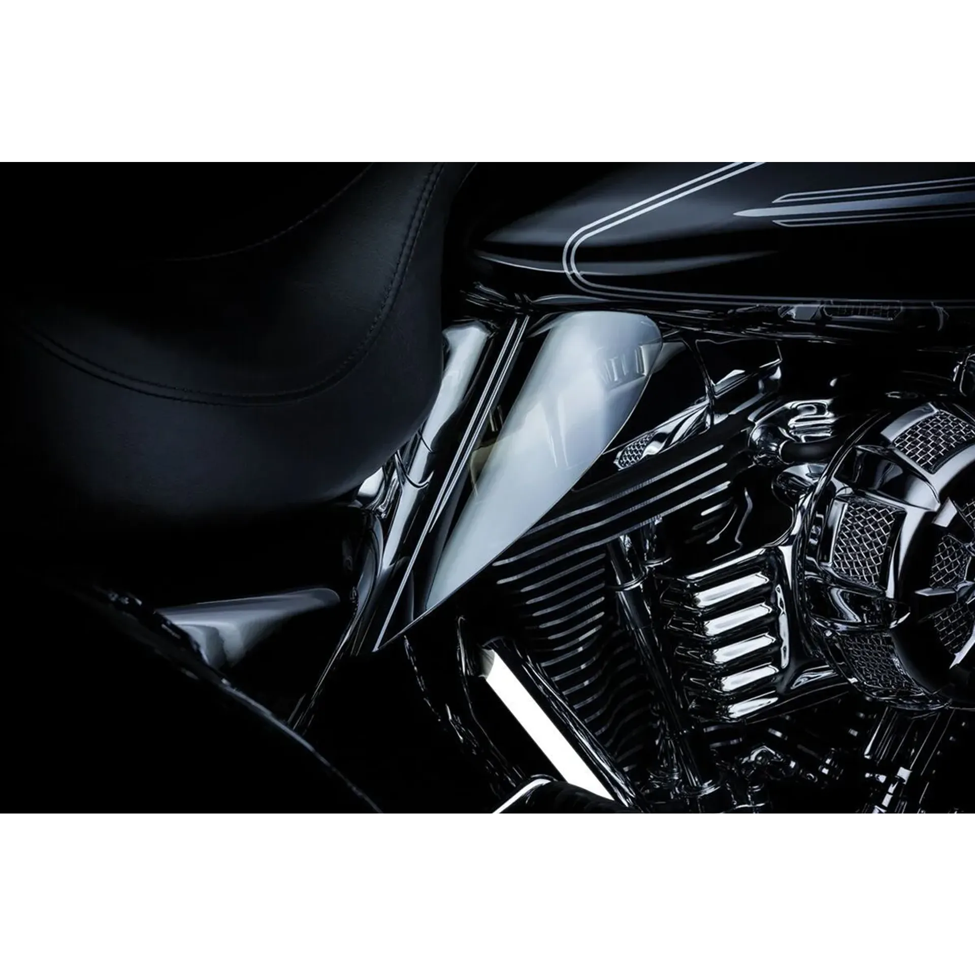 Saddle Shield Reflective Smoke