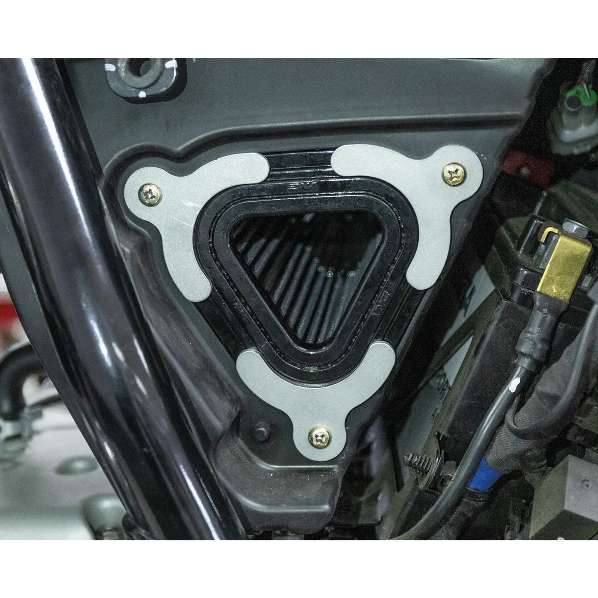 High-Flow Replacement Air Filter RE650