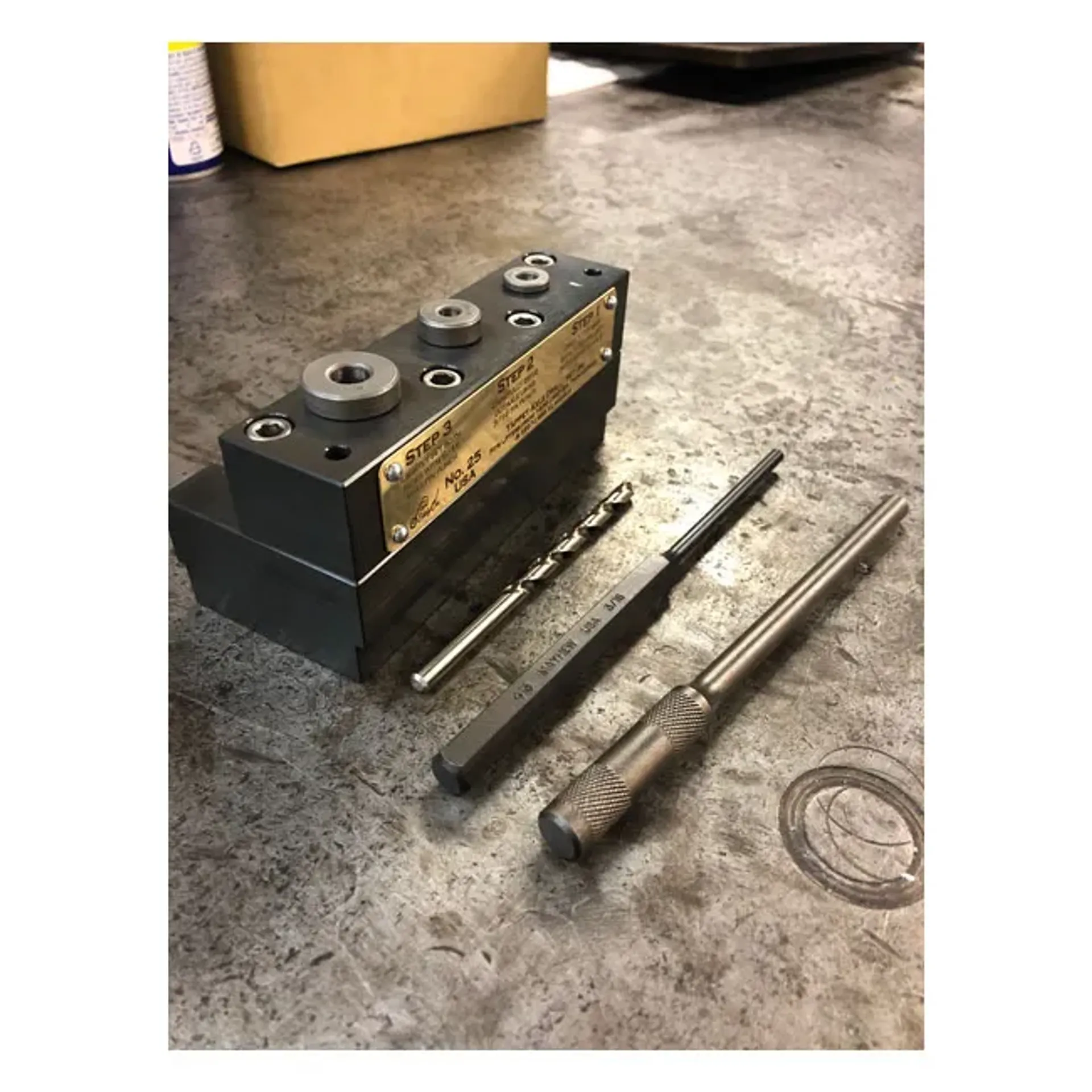 Fast Eddy, tappet roller rebuild tool