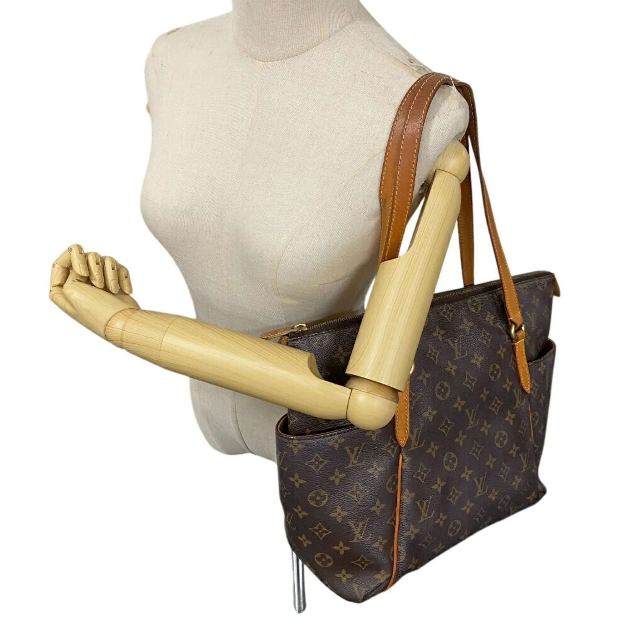 LOUIS VUITTON Brown Monogram Tote Bag