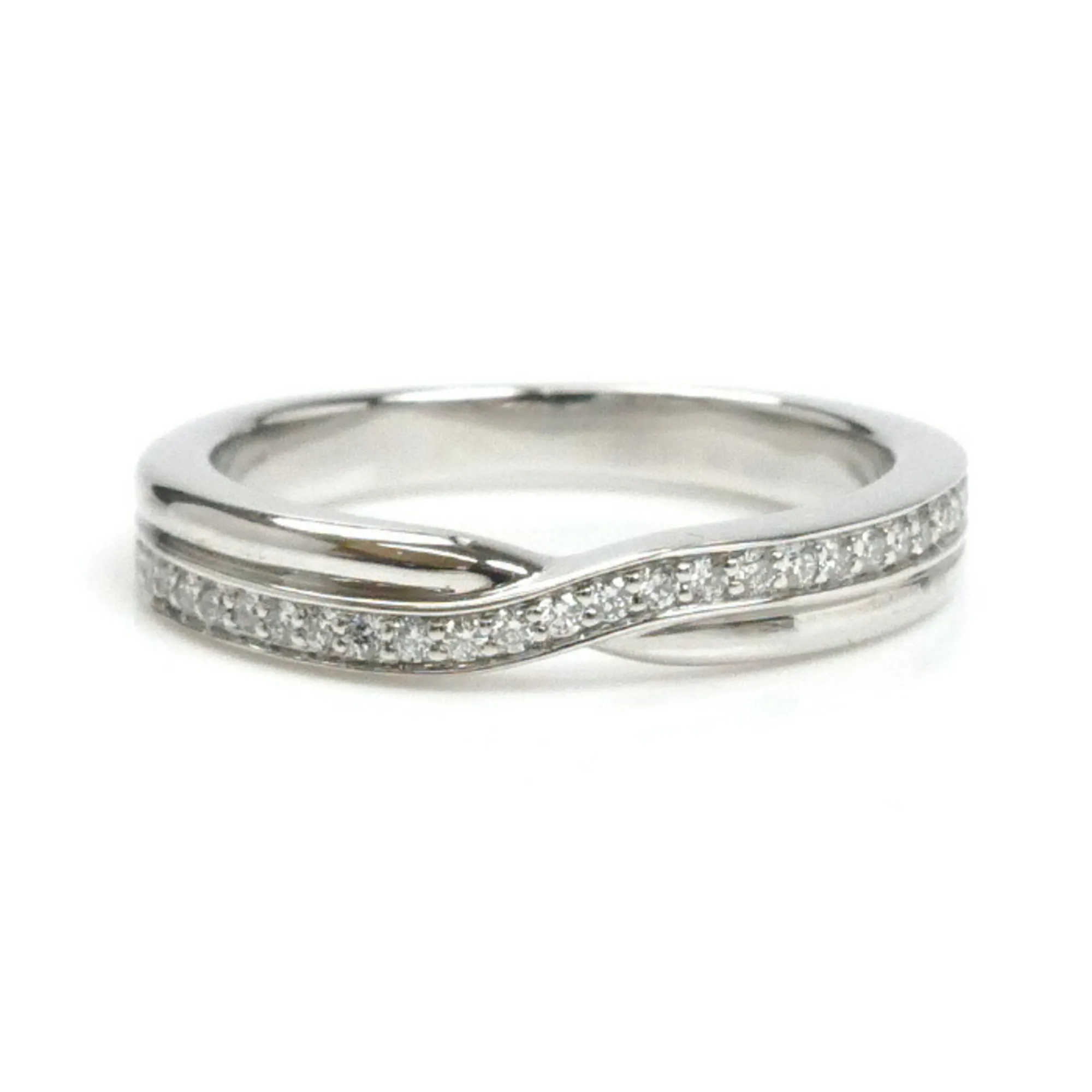 HARRY WINSTON Silver Diamond Ring