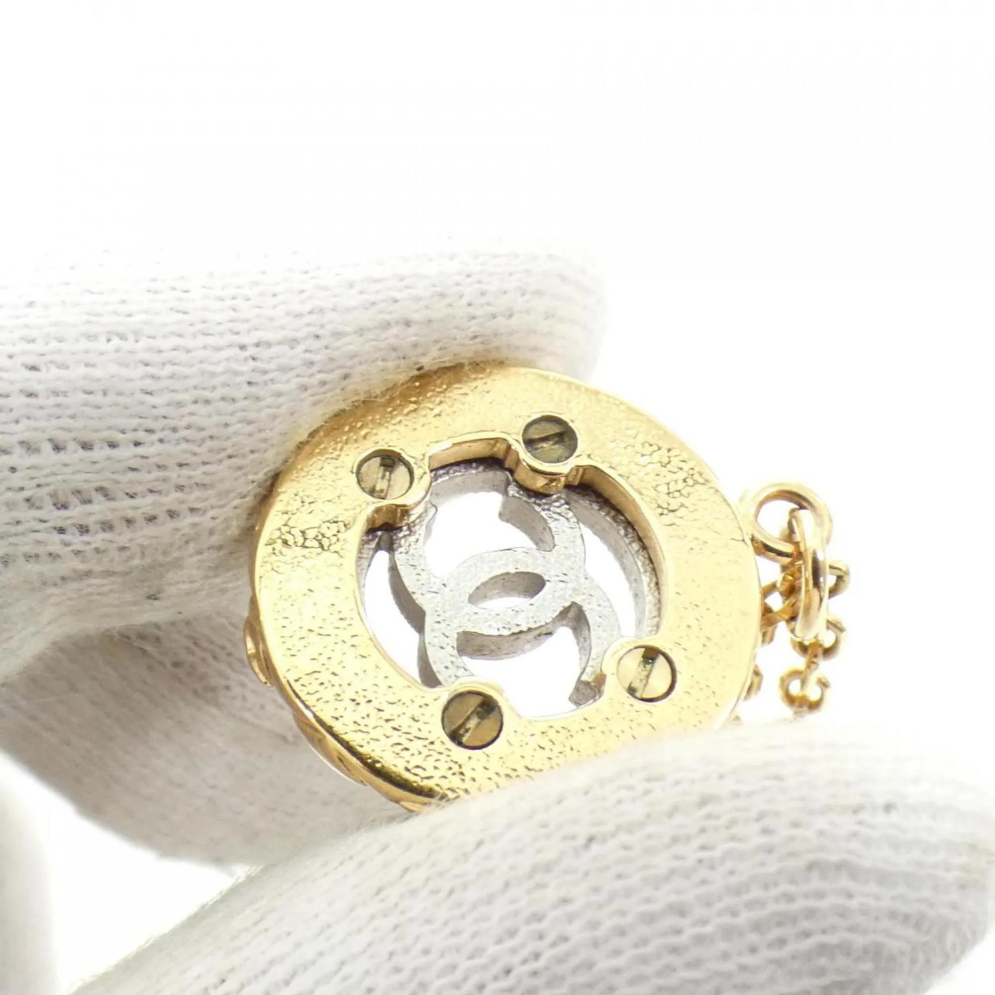 CHANEL Gold Necklace