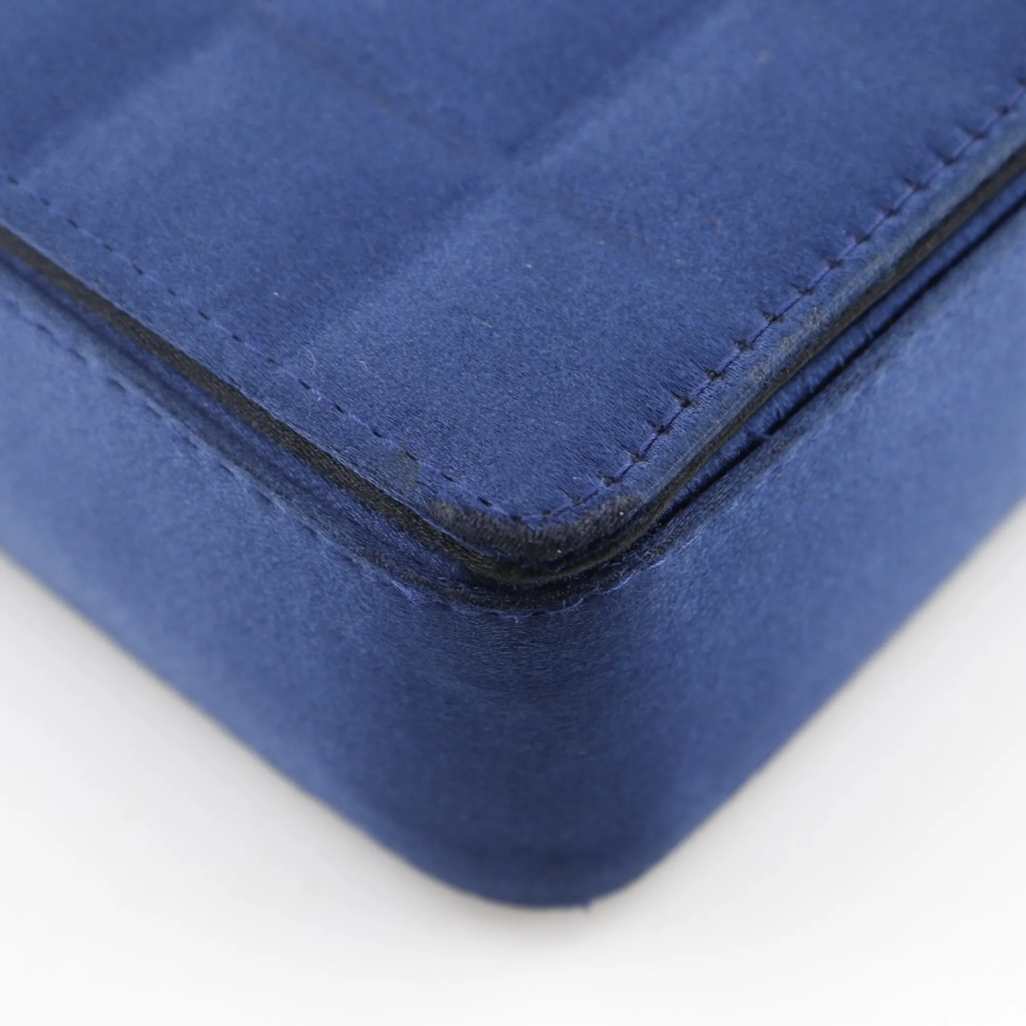 CHANEL Blue Shoulder Bag