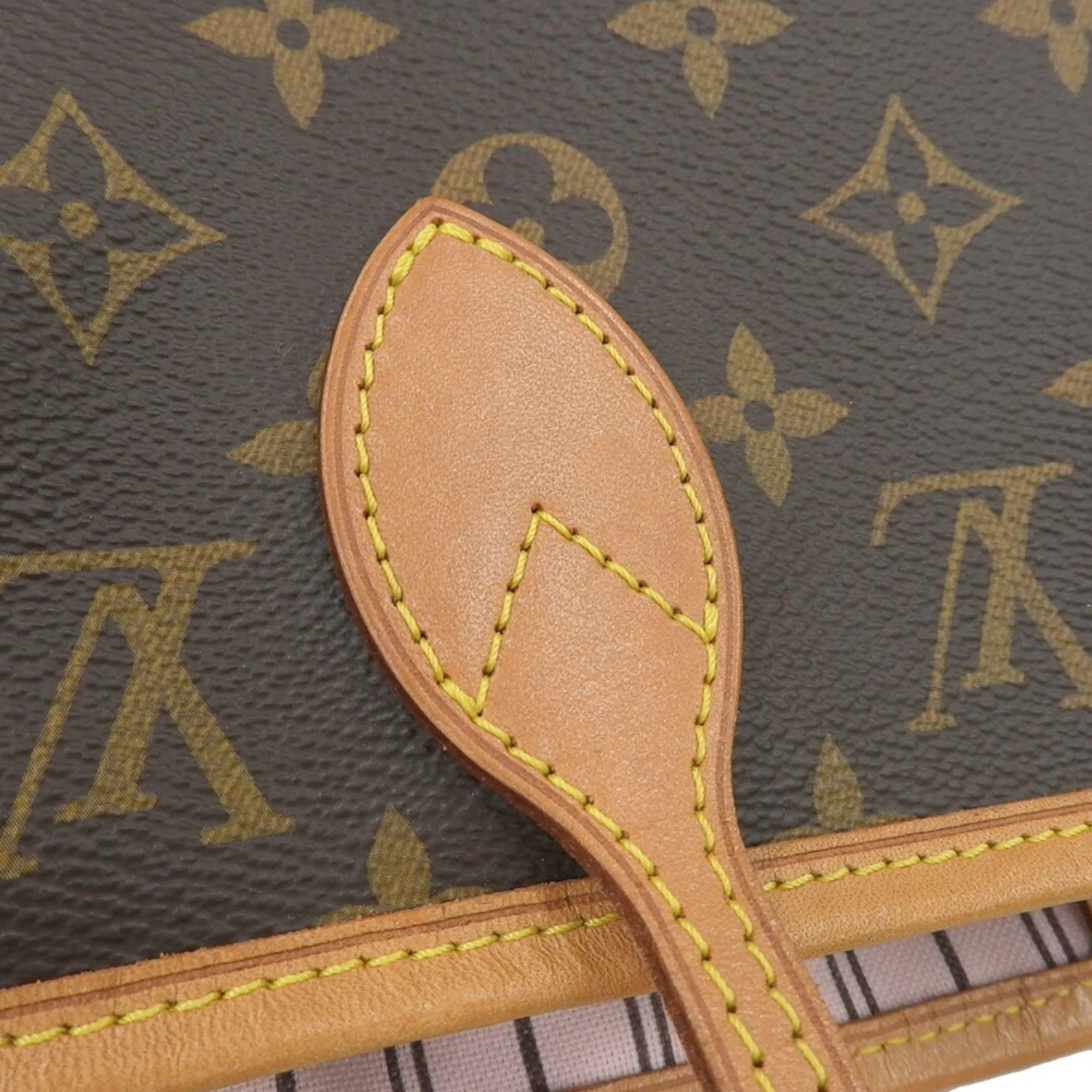 LOUIS VUITTON Pink Monogram Neverfull MM Tote Bag