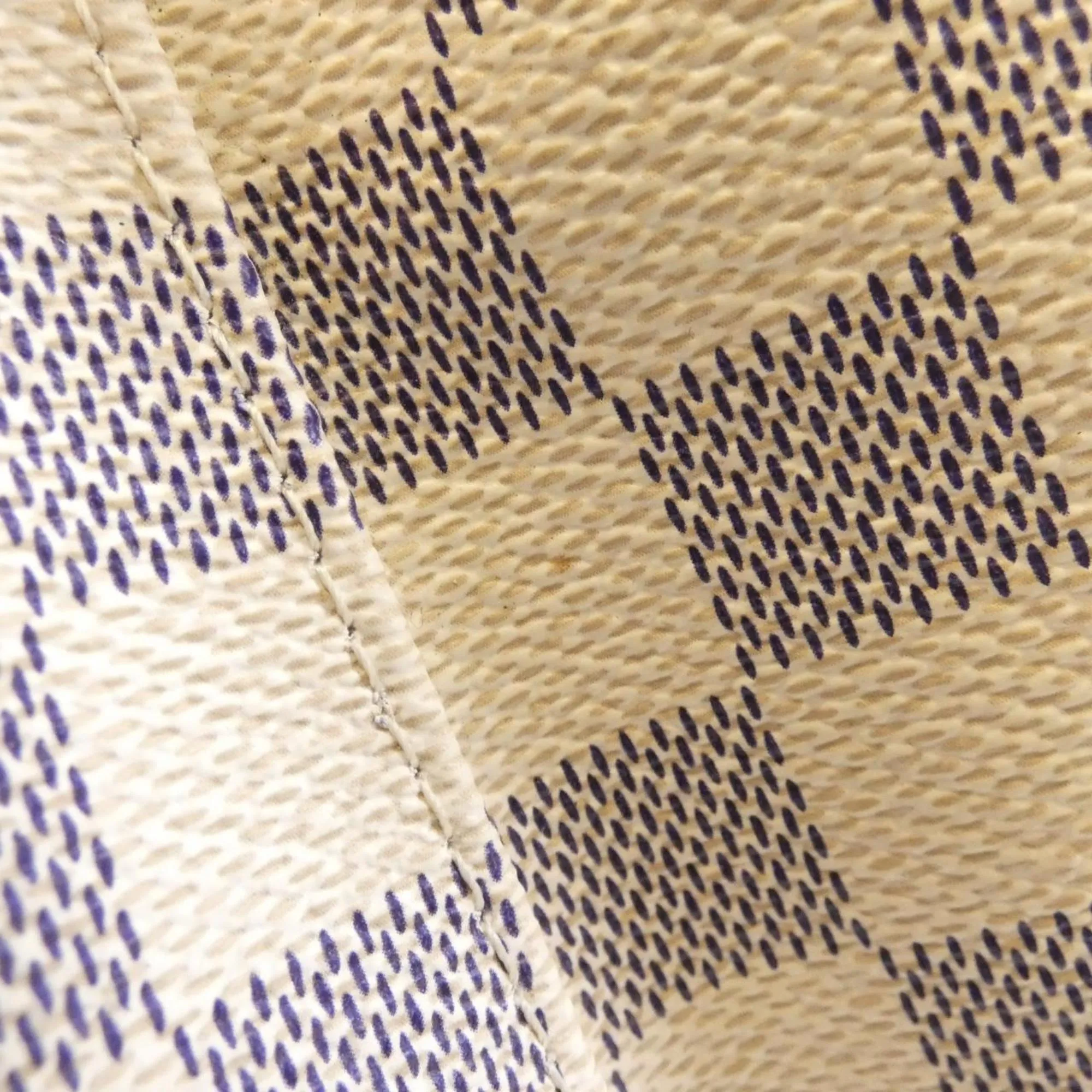 LOUIS VUITTON Gold Damier Bag