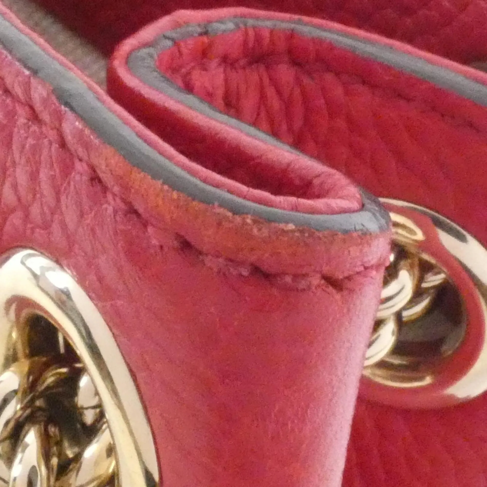 GUCCI Red Shoulder Bag