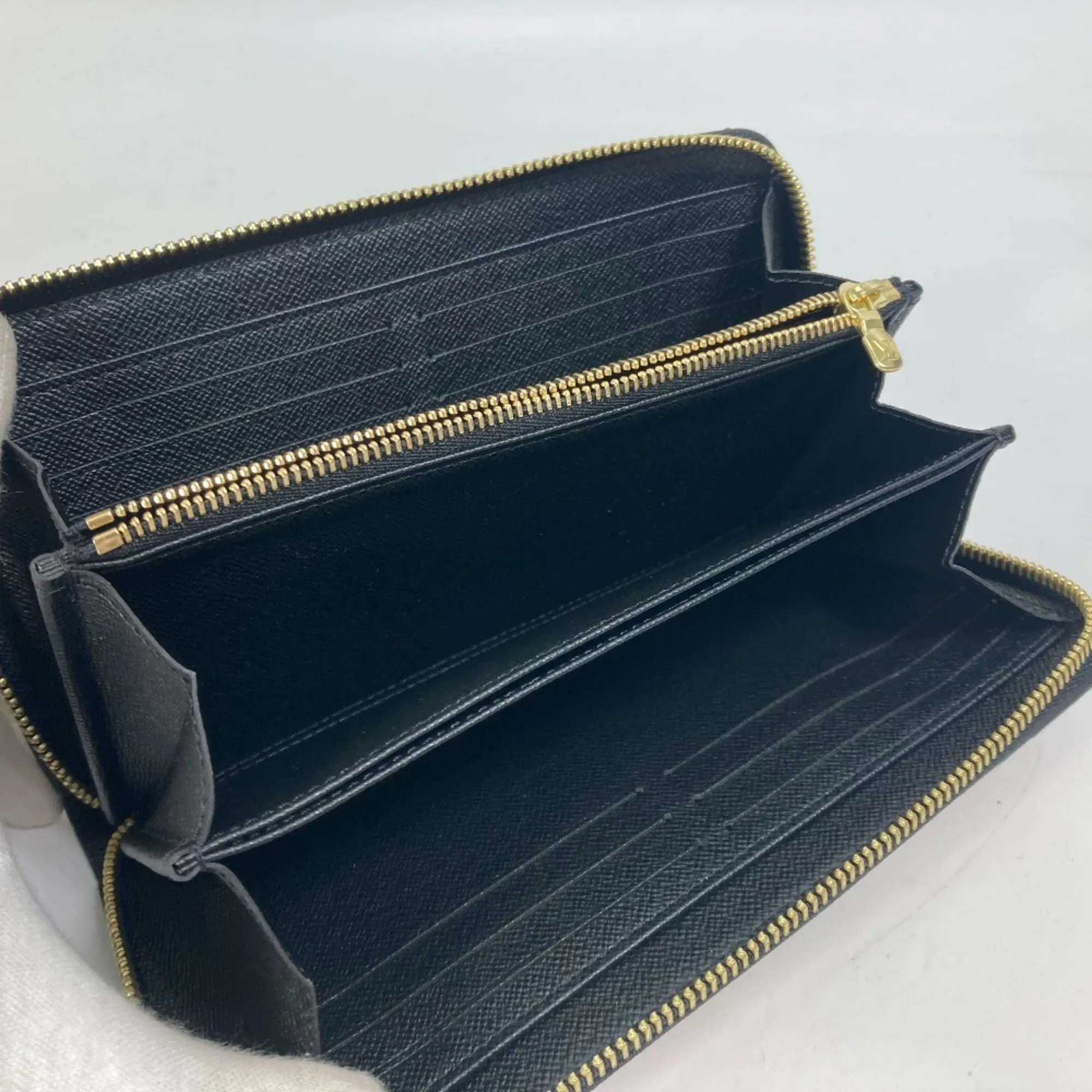 LOUIS VUITTON White Monogram Wallet