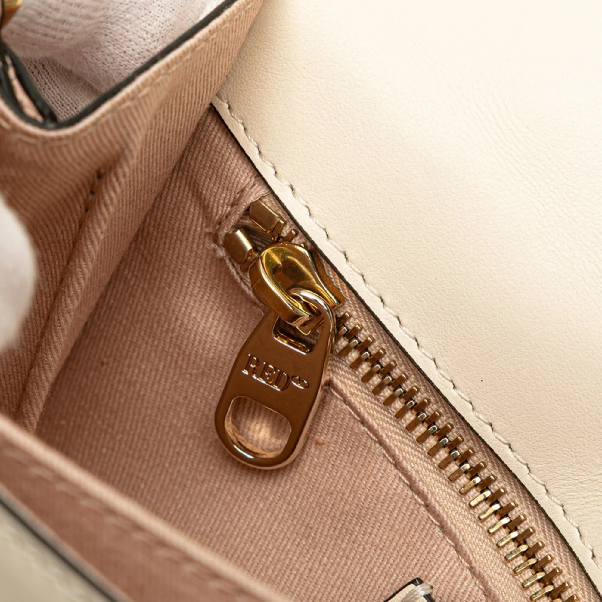 VALENTINO Pink Leather Shoulder Bag