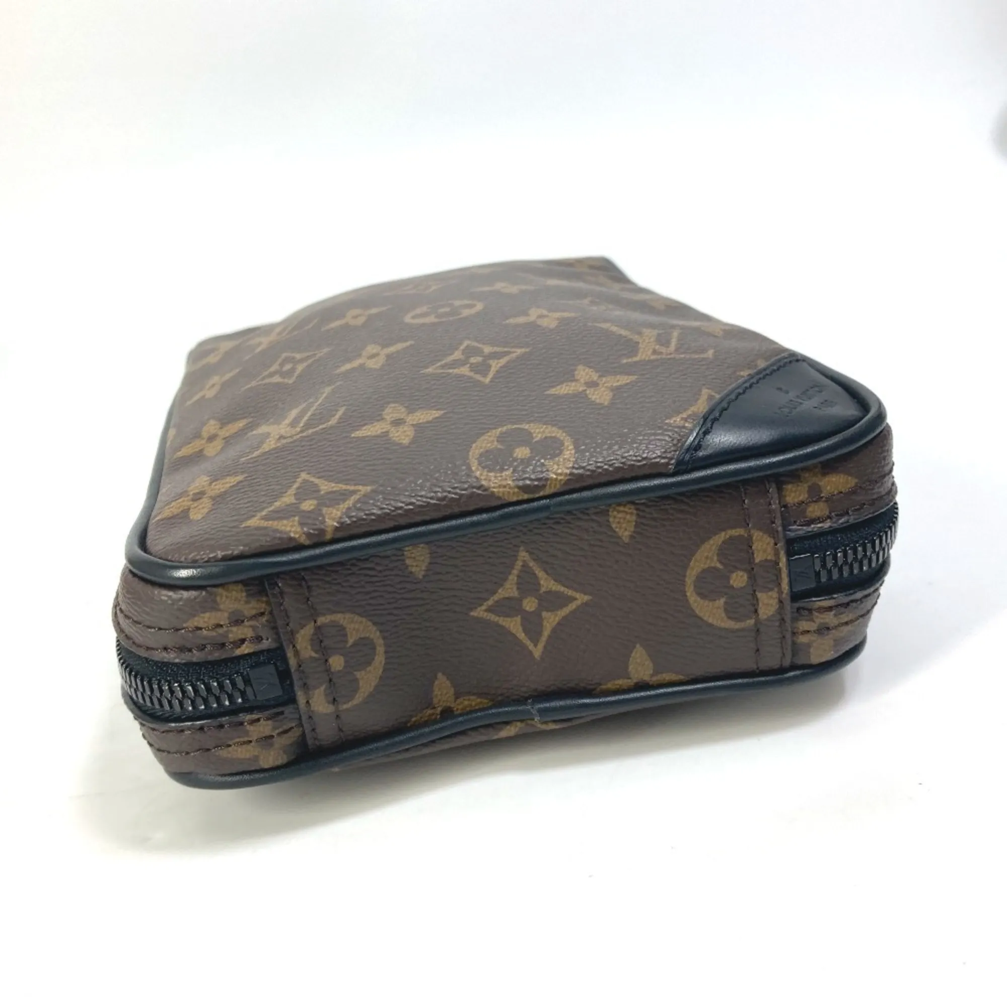 LOUIS VUITTON Brown Monogram Shoulder Bag