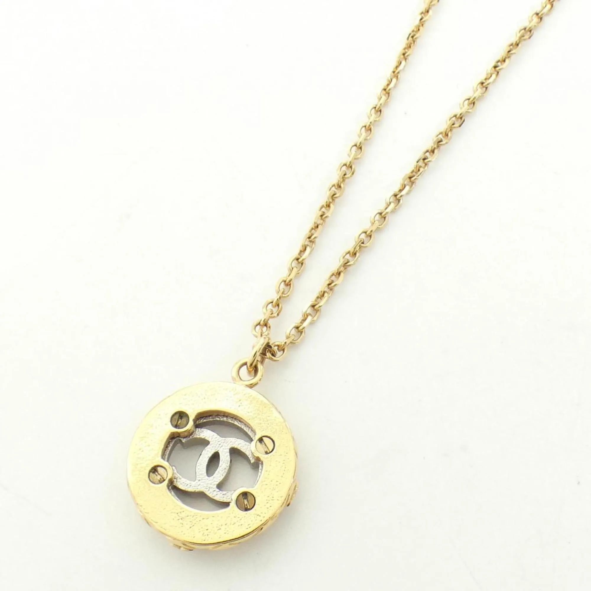 CHANEL Gold Necklace
