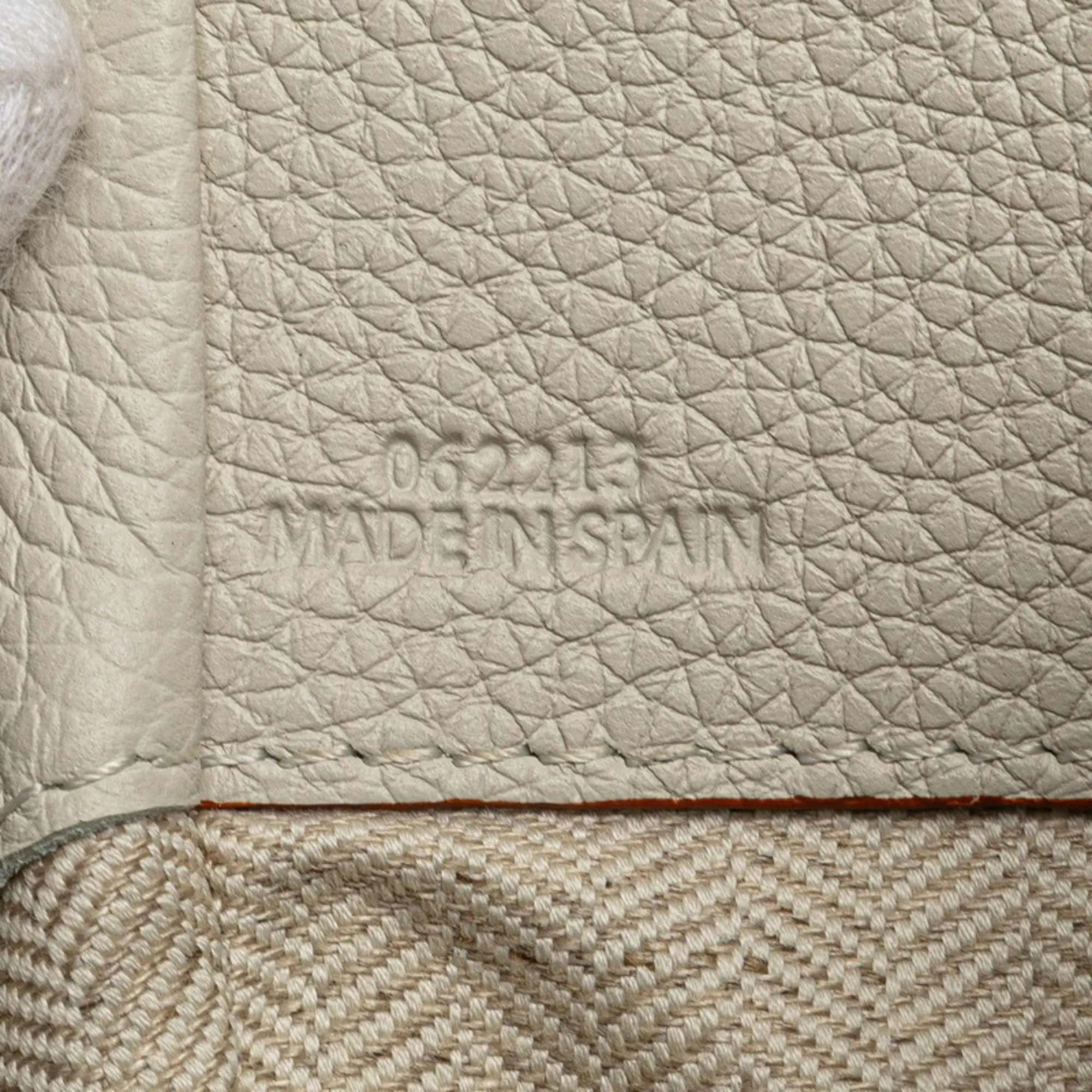 LOEWE White Leather Hammock Shoulder Bag