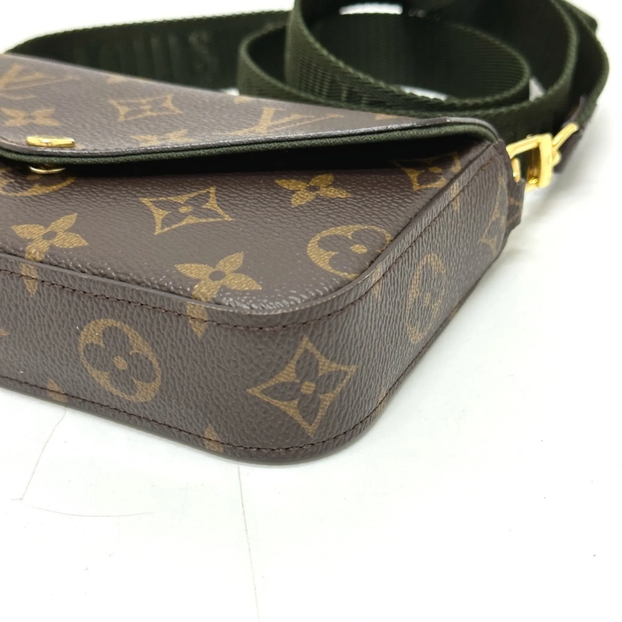 LOUIS VUITTON Brown Monogram Shoulder Bag