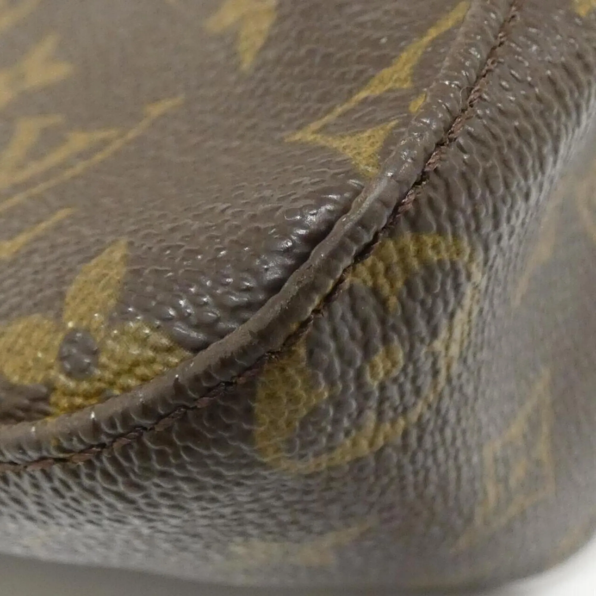 LOUIS VUITTON Brown Monogram Shoulder Bag