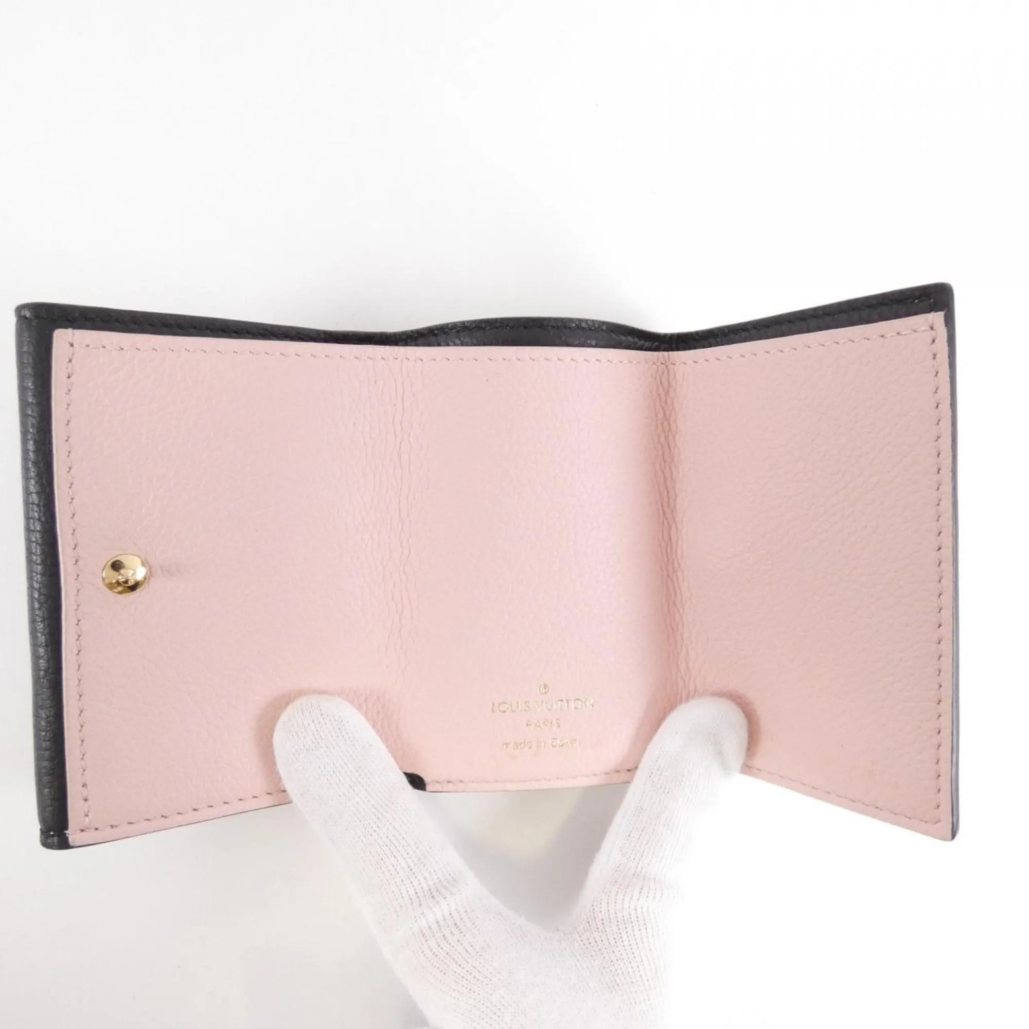 LOUIS VUITTON Black Wallet