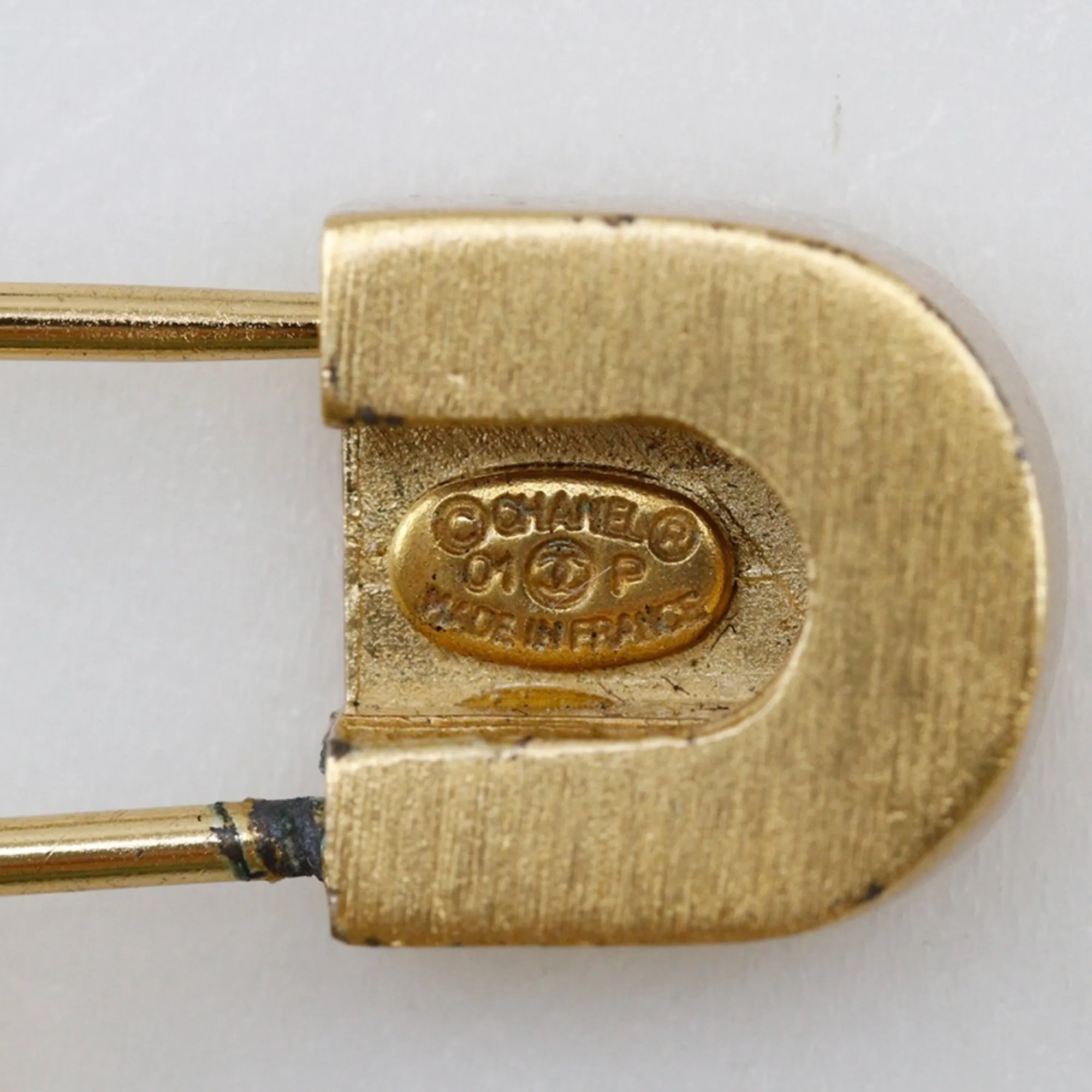 CHANEL Gold Brooch