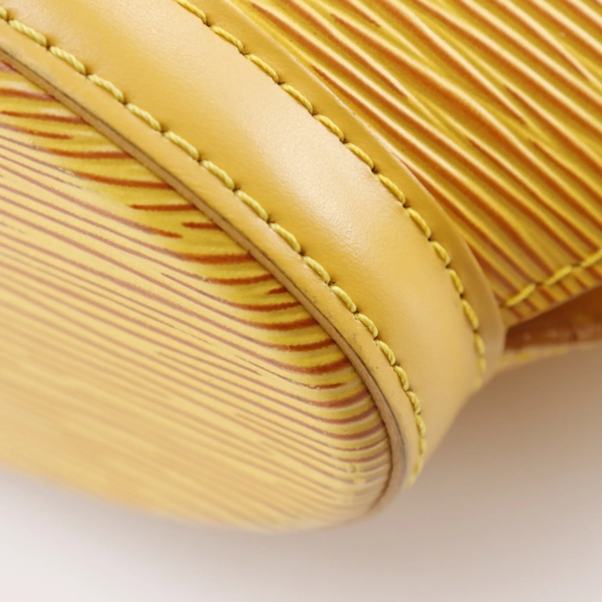 LOUIS VUITTON Yellow Leather Bag