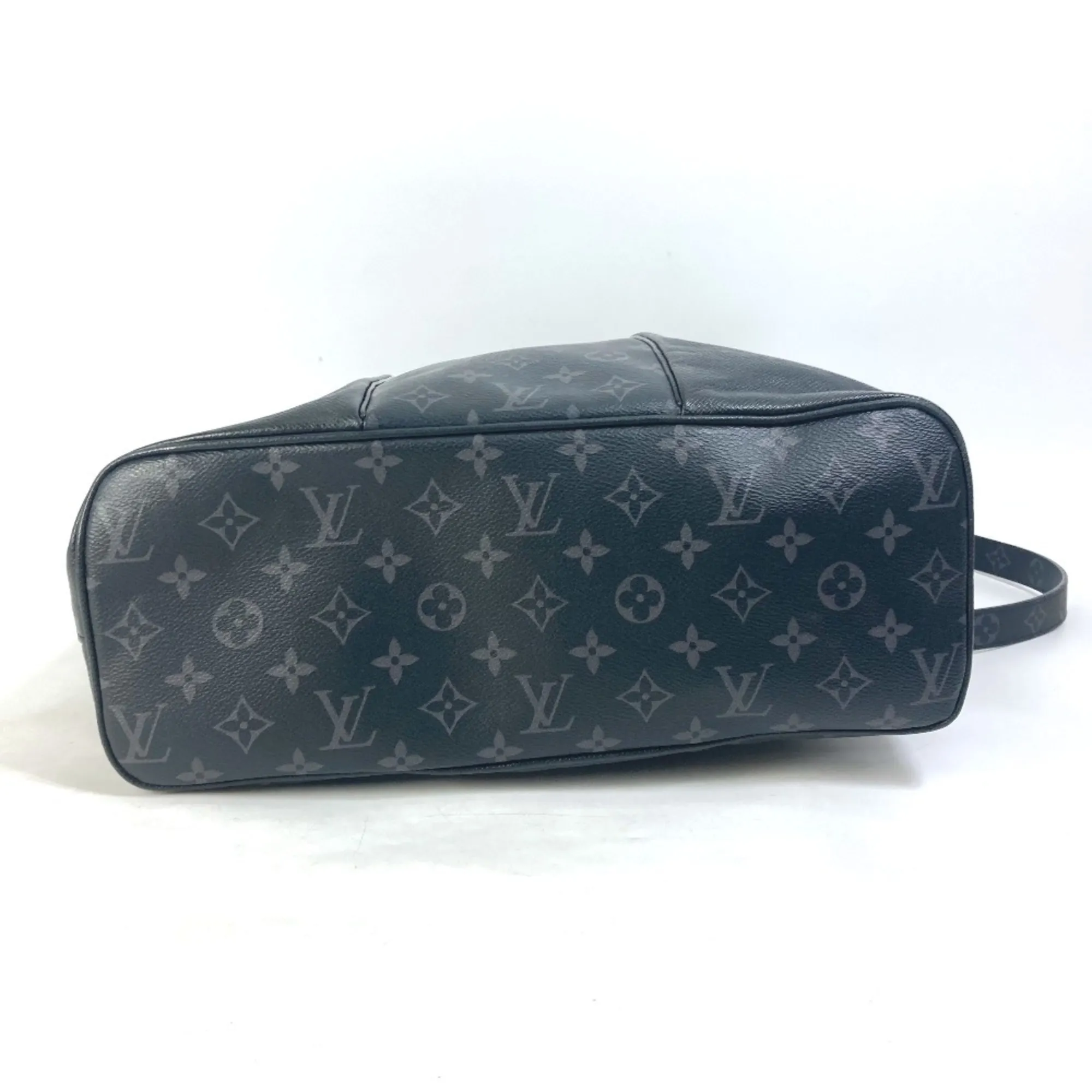 LOUIS VUITTON Black Monogram Leather Shoulder Bag