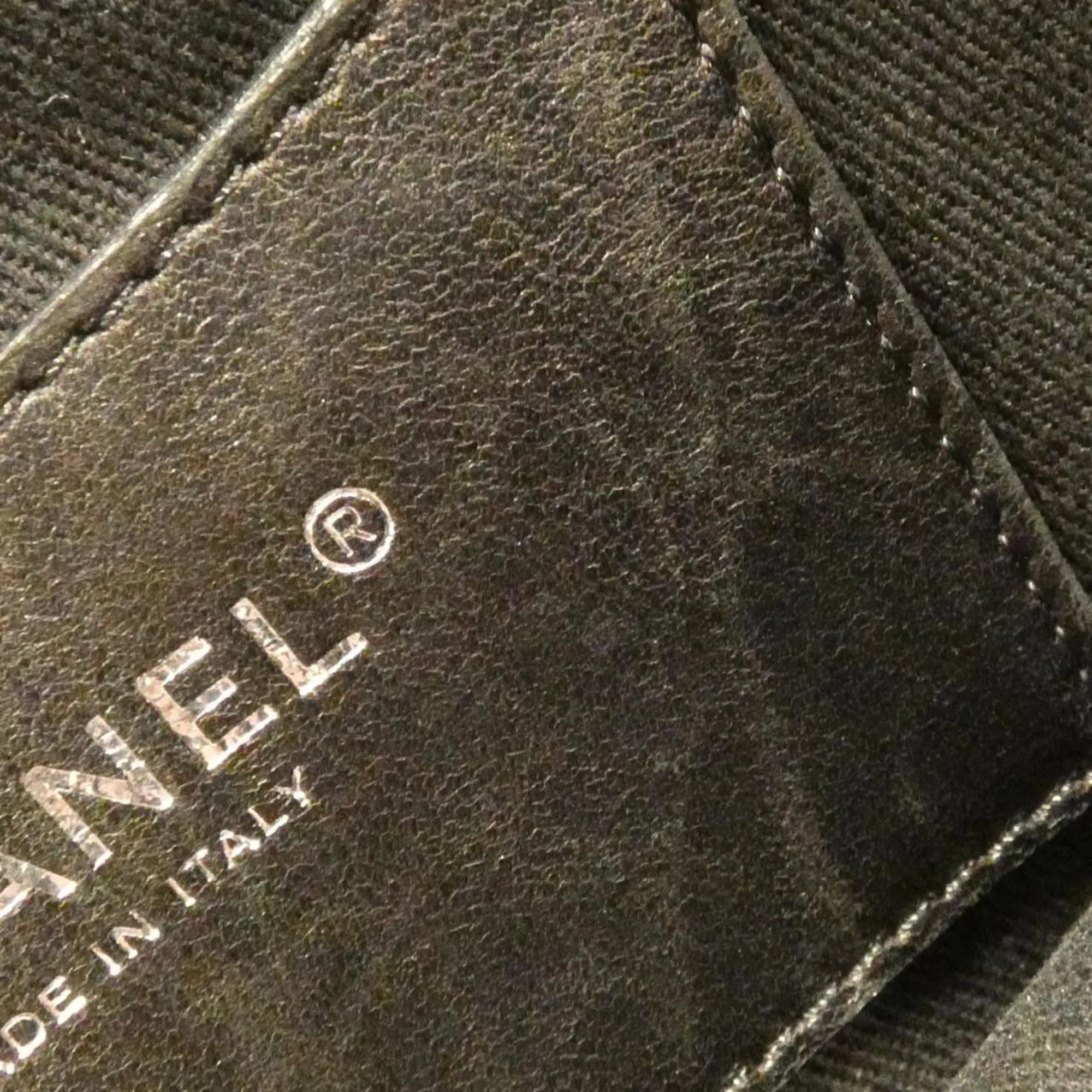 CHANEL Black Shoulder Bag