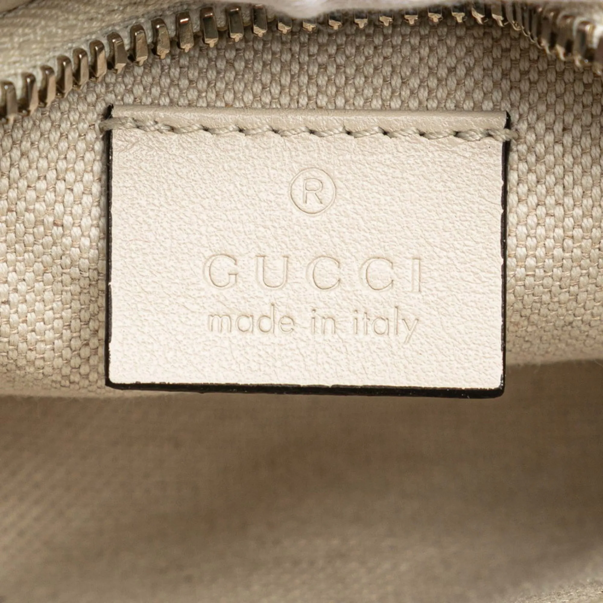 GUCCI White Leather Fanny Pack