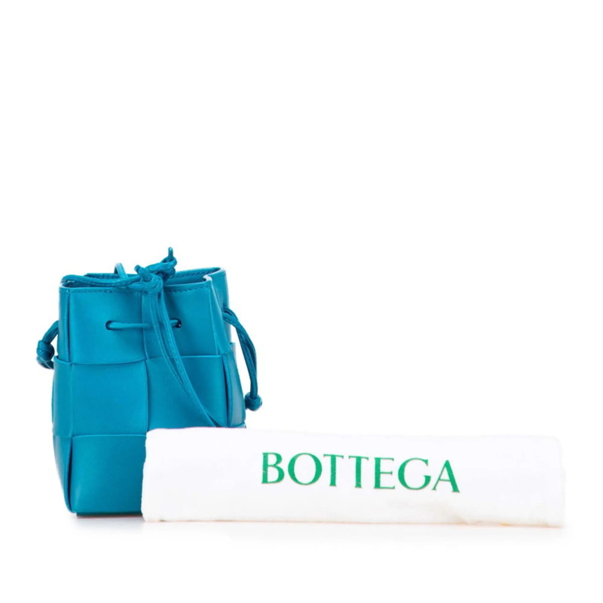 BOTTEGA VENETA Blue Leather Intrecciato Shoulder Bag
