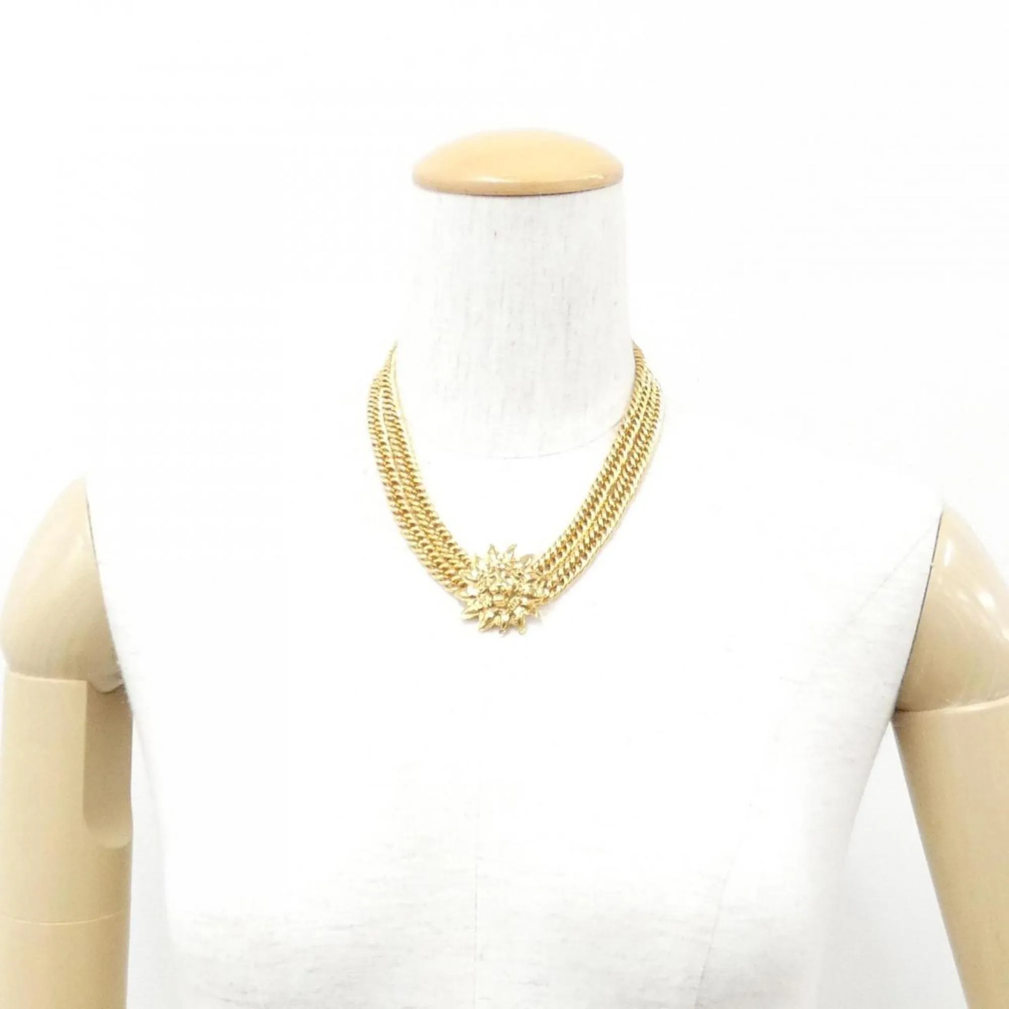 CHANEL Gold Necklace