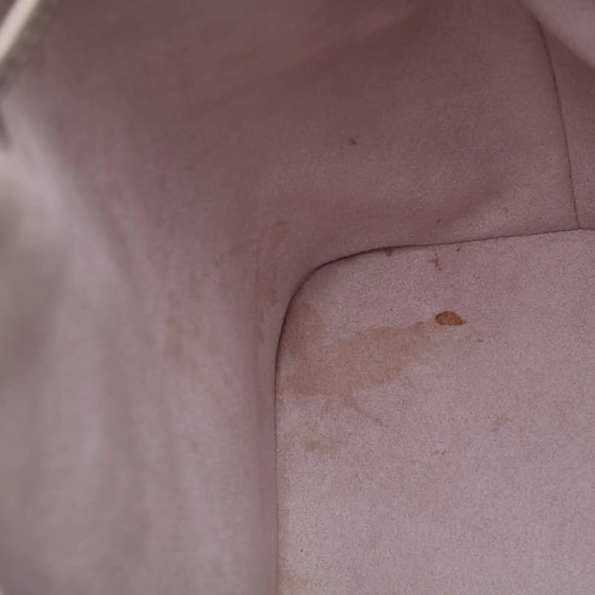 LOUIS VUITTON Purple Leather Shoulder Bag