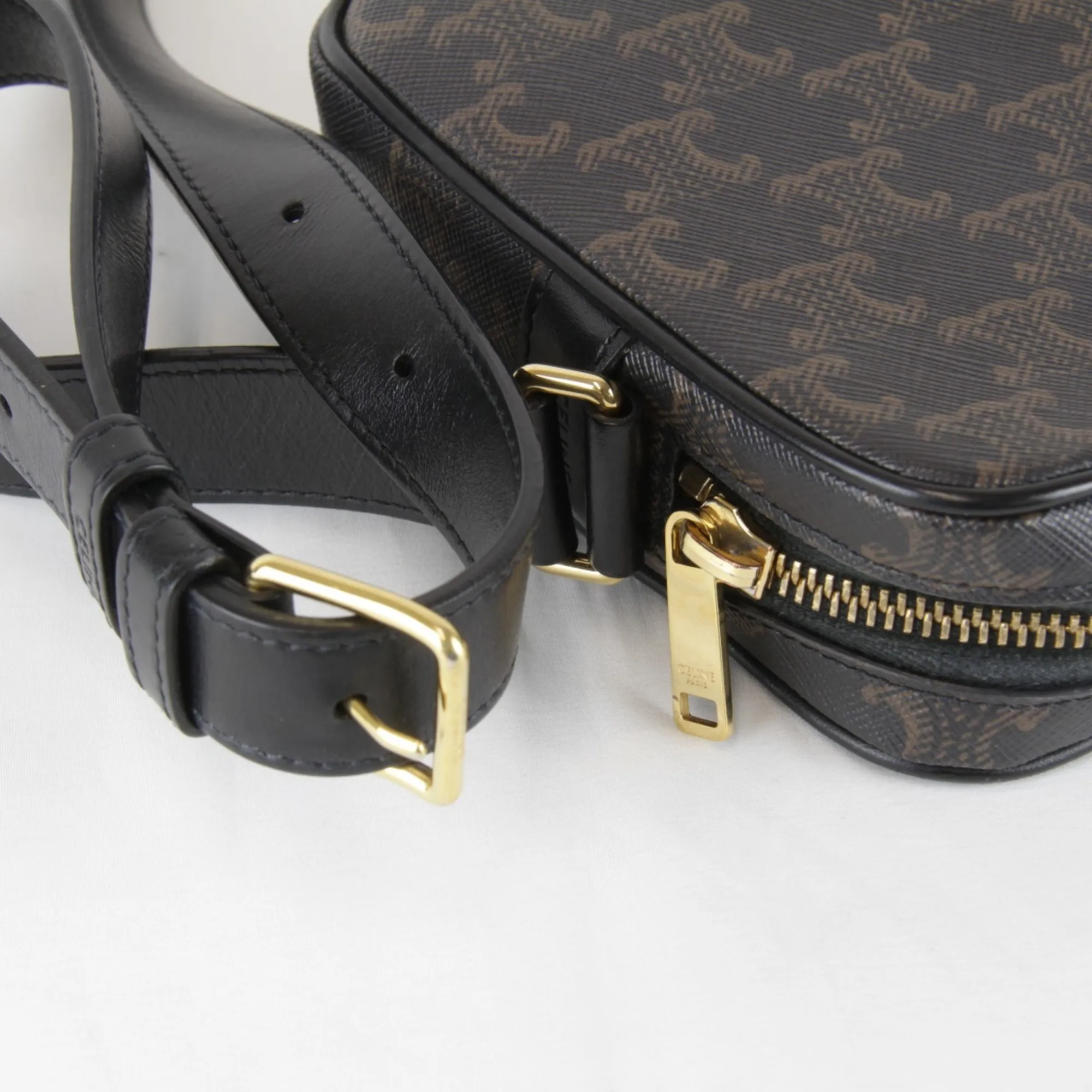 CELINE Brown Shoulder Bag