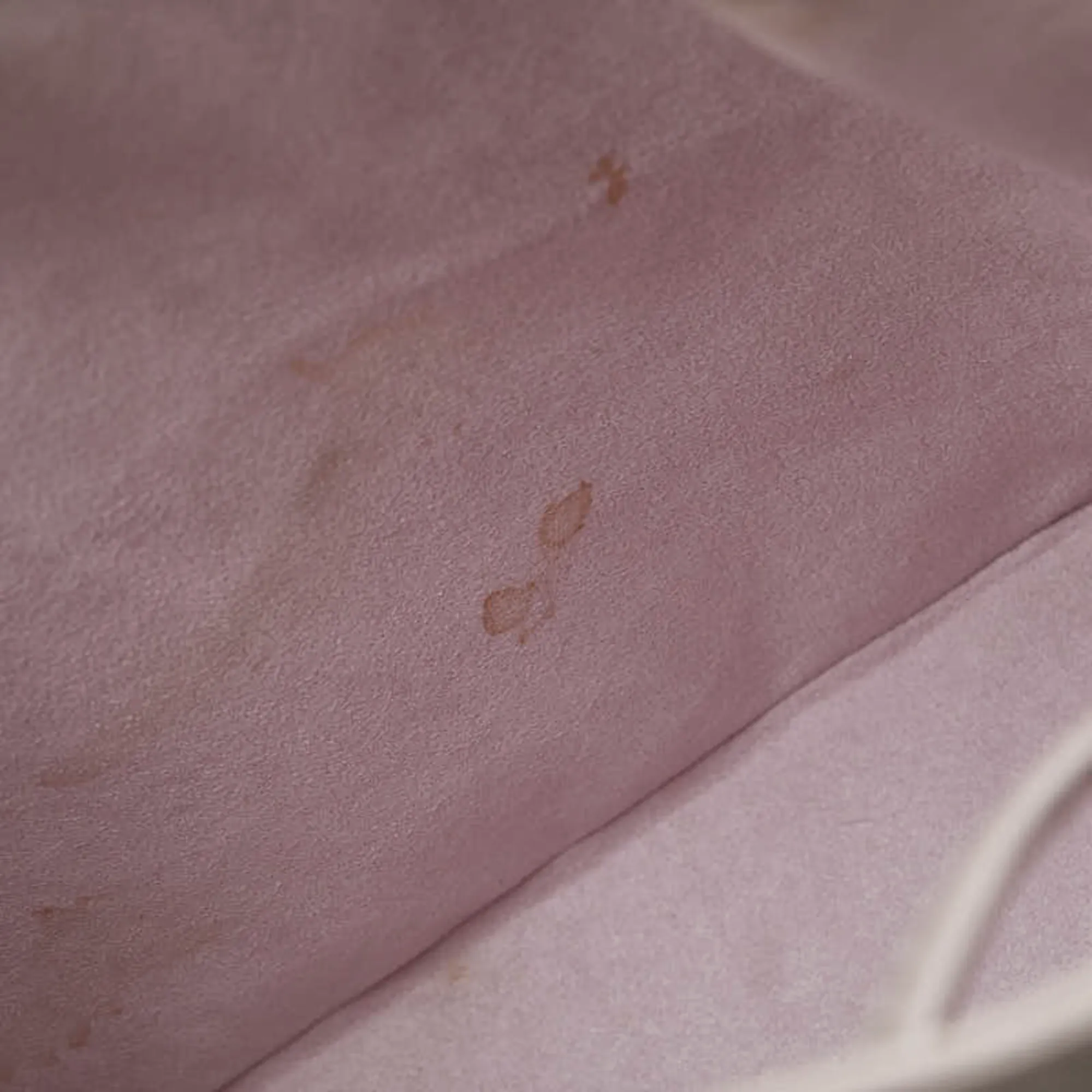 LOUIS VUITTON Purple Leather Shoulder Bag