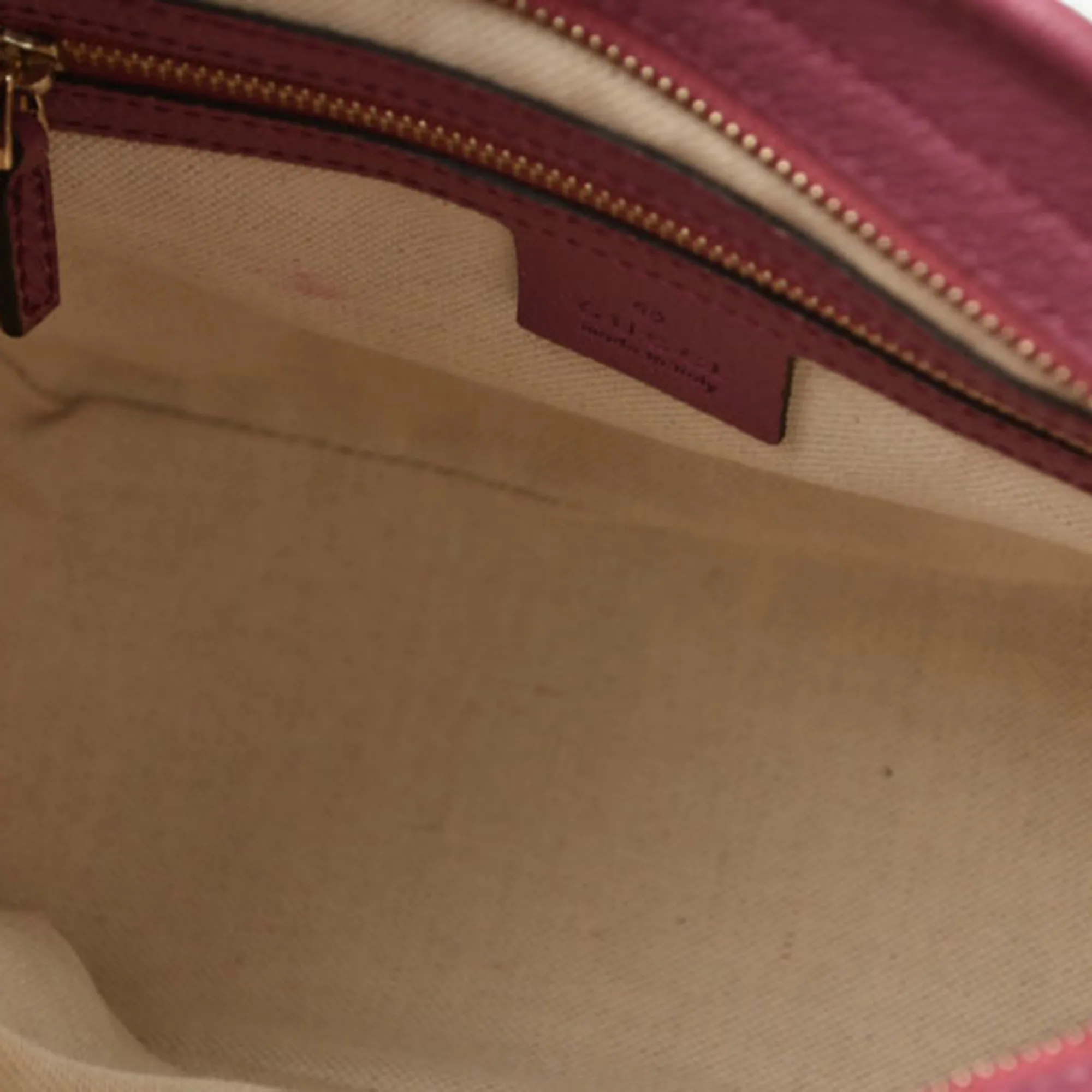 GUCCI Cream Shoulder Bag