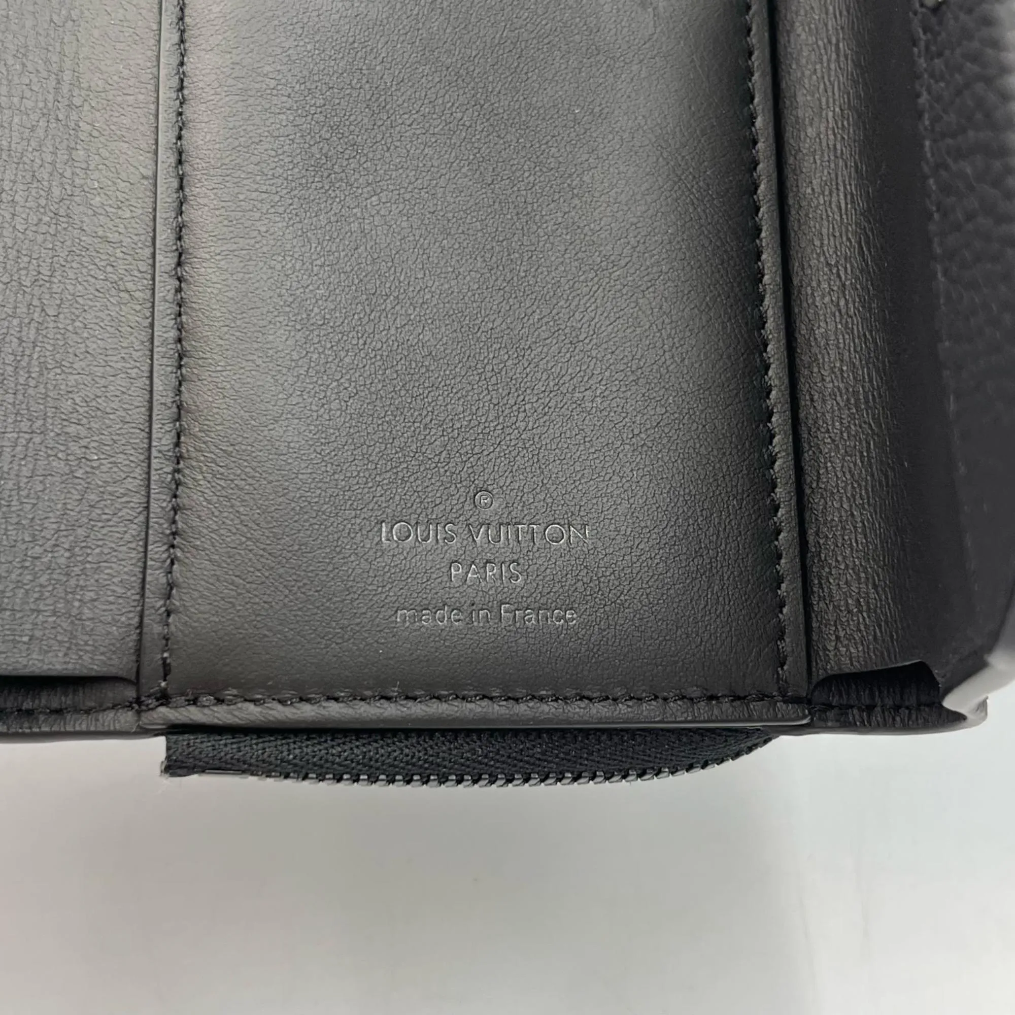 LOUIS VUITTON Black Leather Wallet