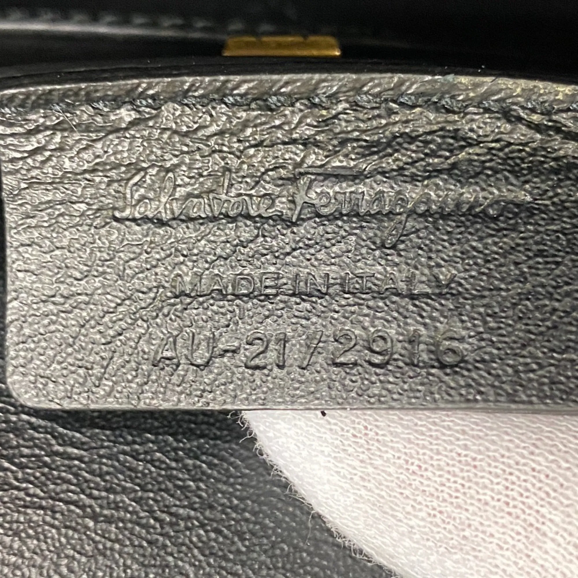 SALVATORE FERRAGAMO Black Shoulder Bag