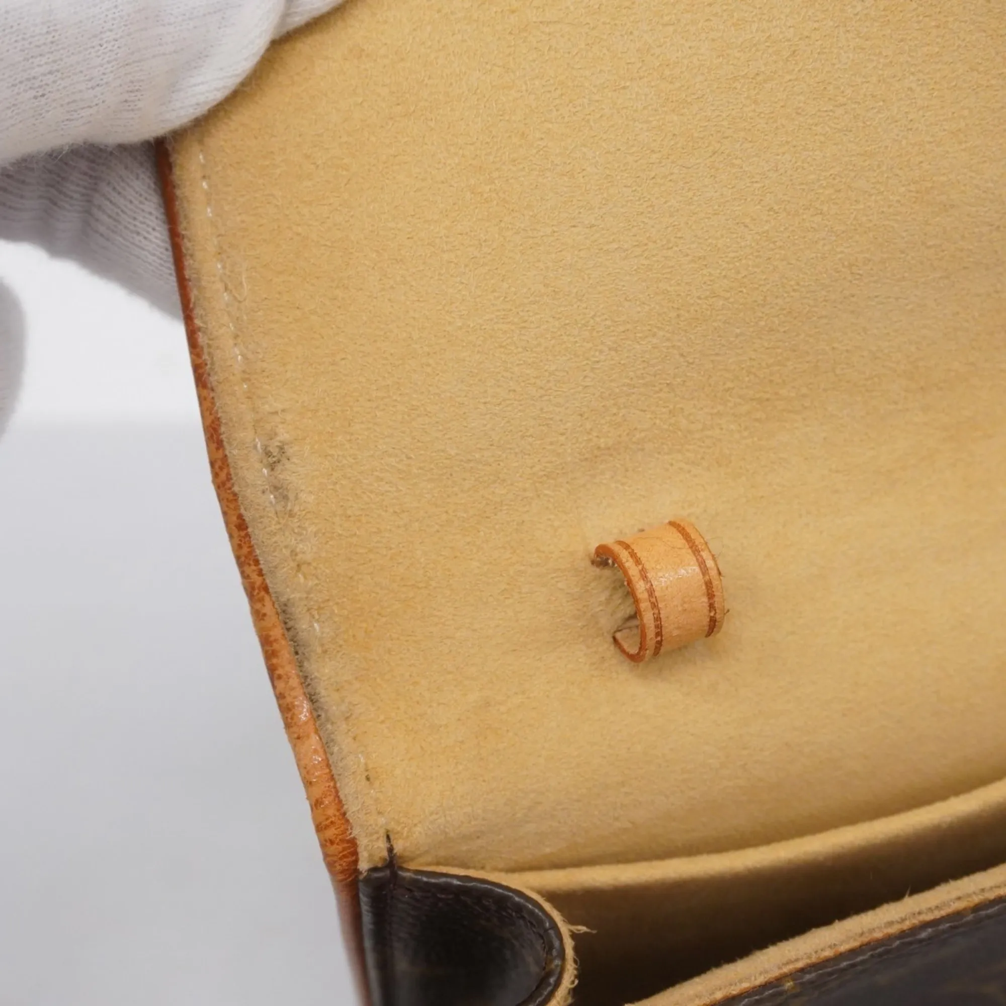 LOUIS VUITTON Brown Monogram Shoulder Bag