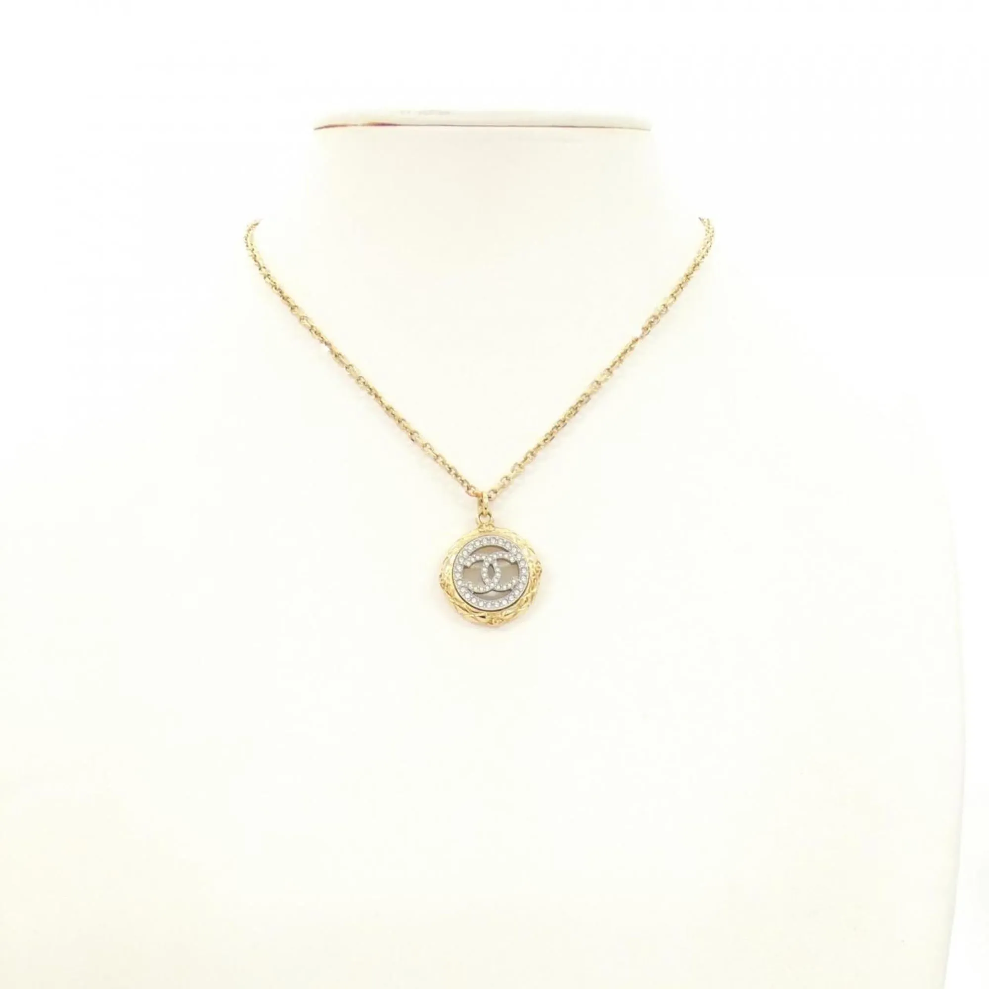 CHANEL Gold Necklace