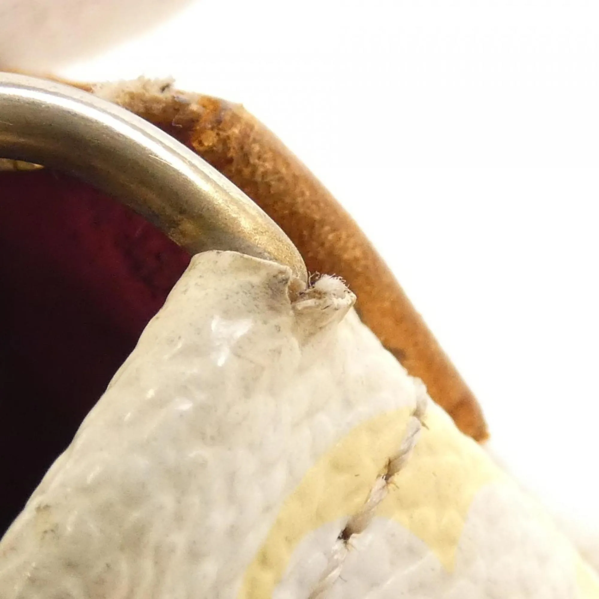 LOUIS VUITTON White Pouch