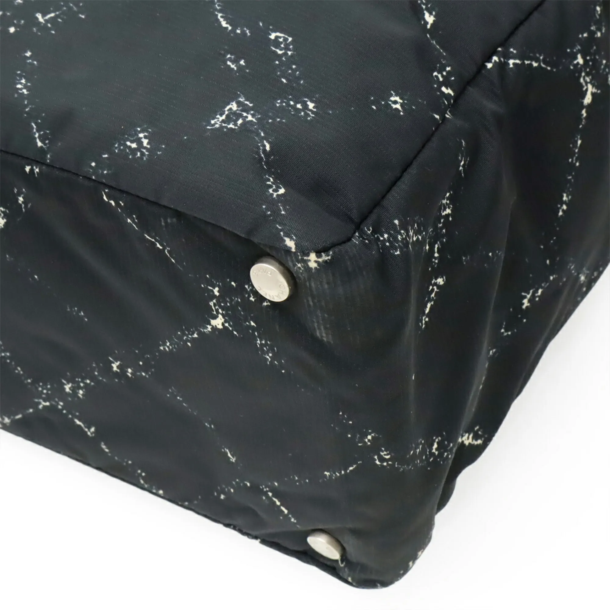 CHANEL Black Shoulder Bag