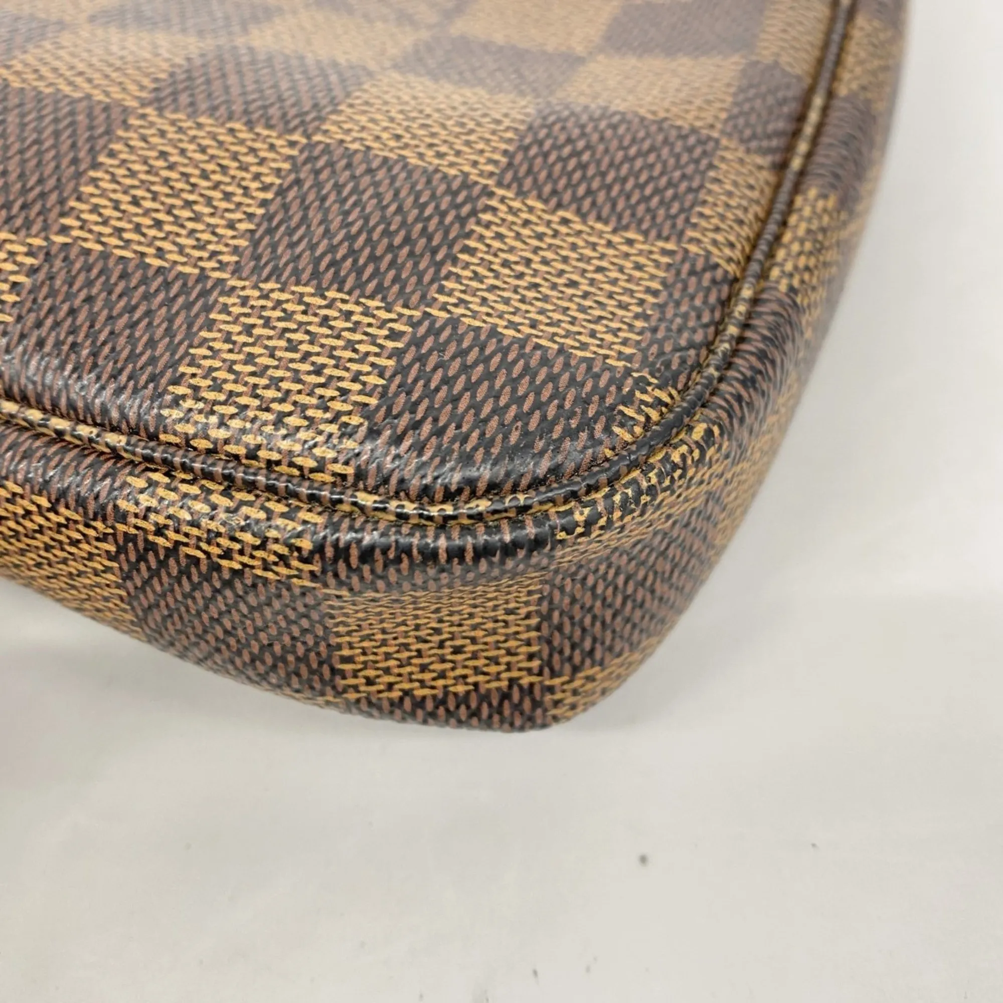 LOUIS VUITTON Brown Damier Pouch