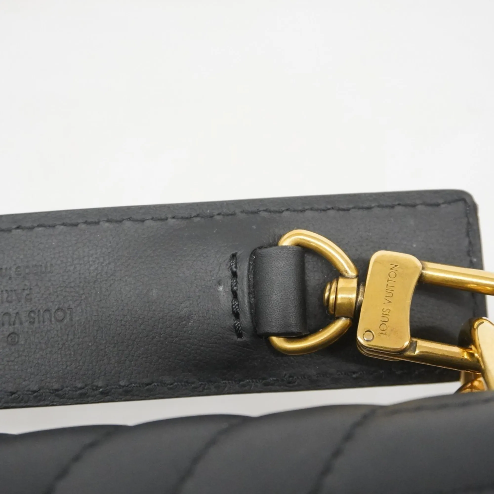 LOUIS VUITTON Black Shoulder Bag