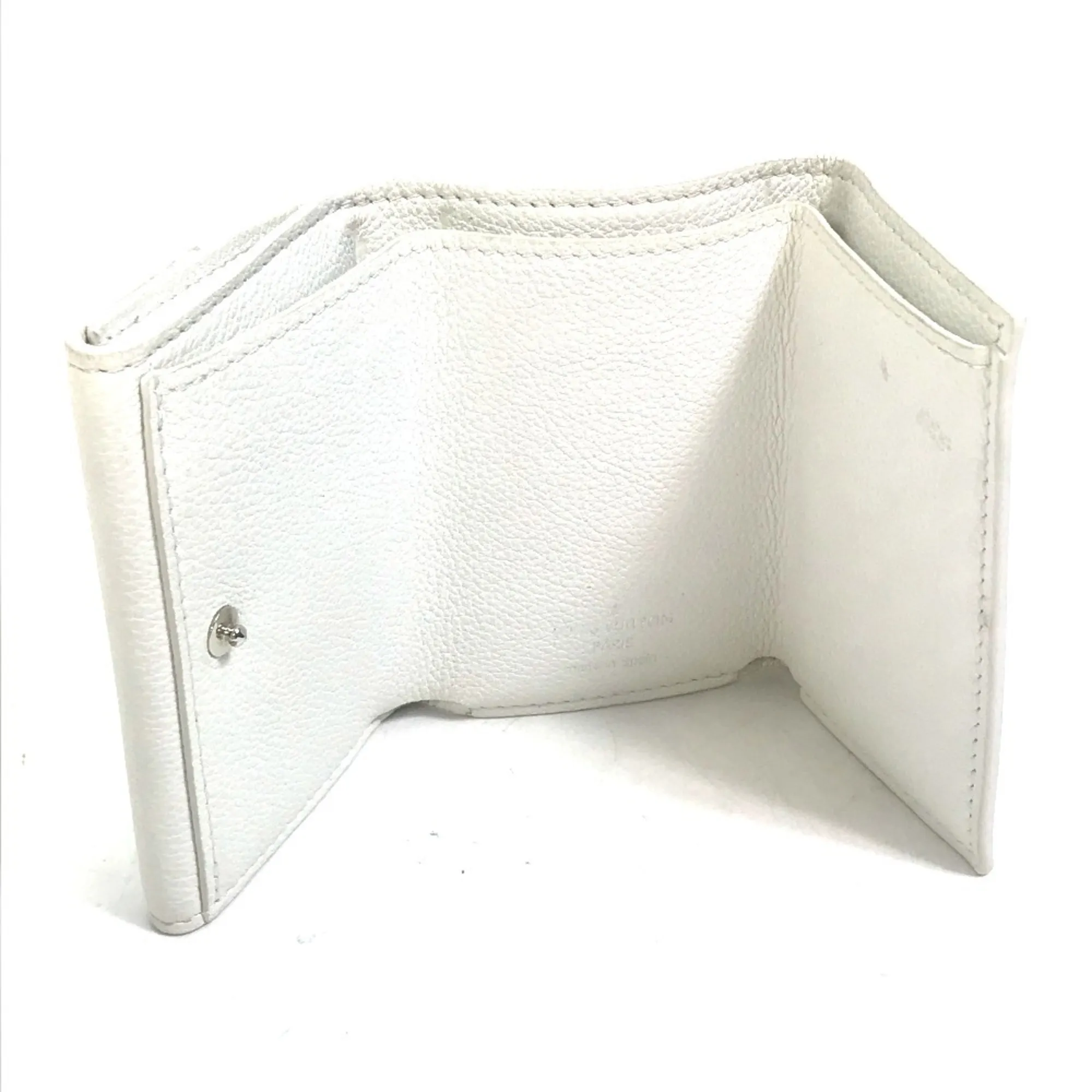 LOUIS VUITTON White Leather Wallet