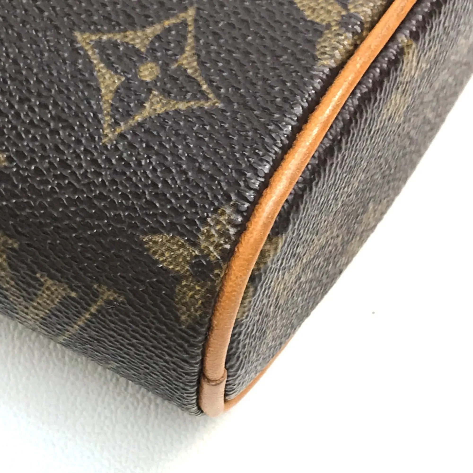 LOUIS VUITTON Brown Monogram Bag