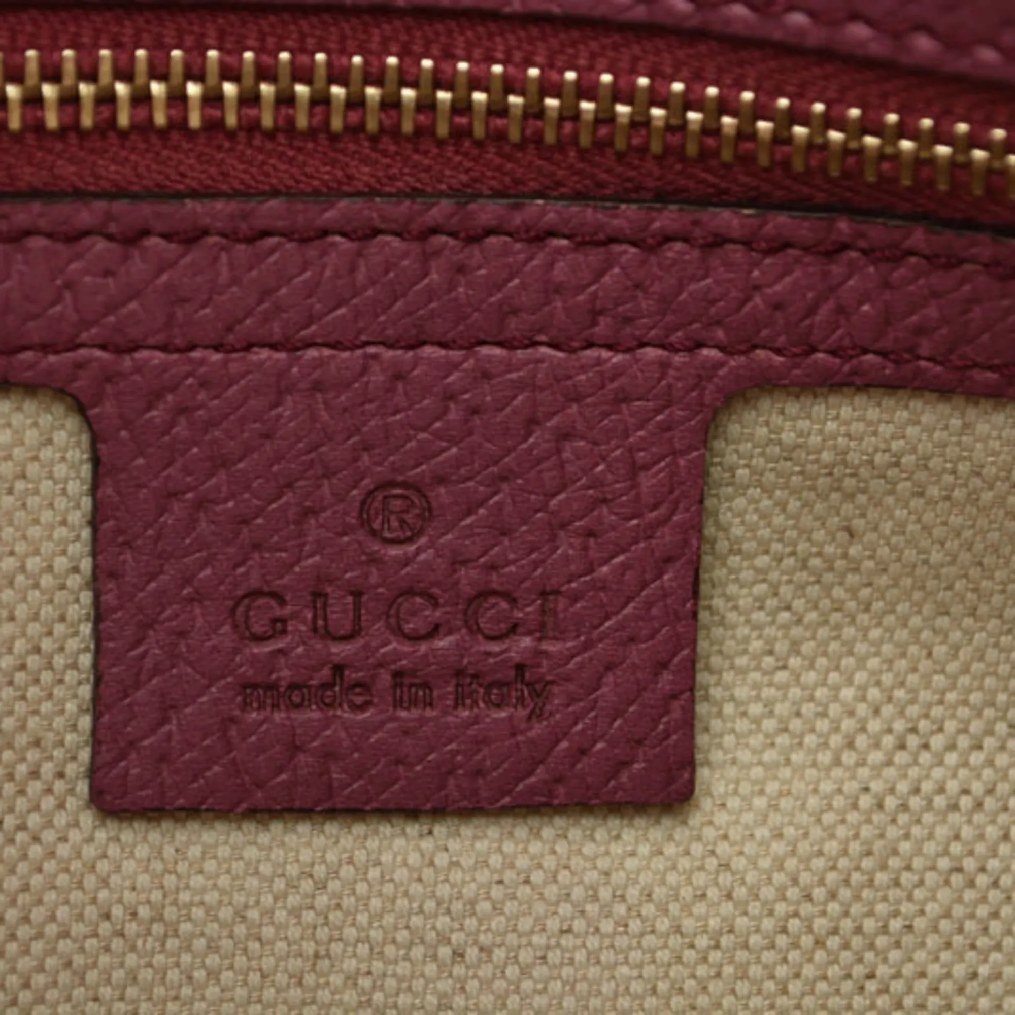 GUCCI Cream Shoulder Bag