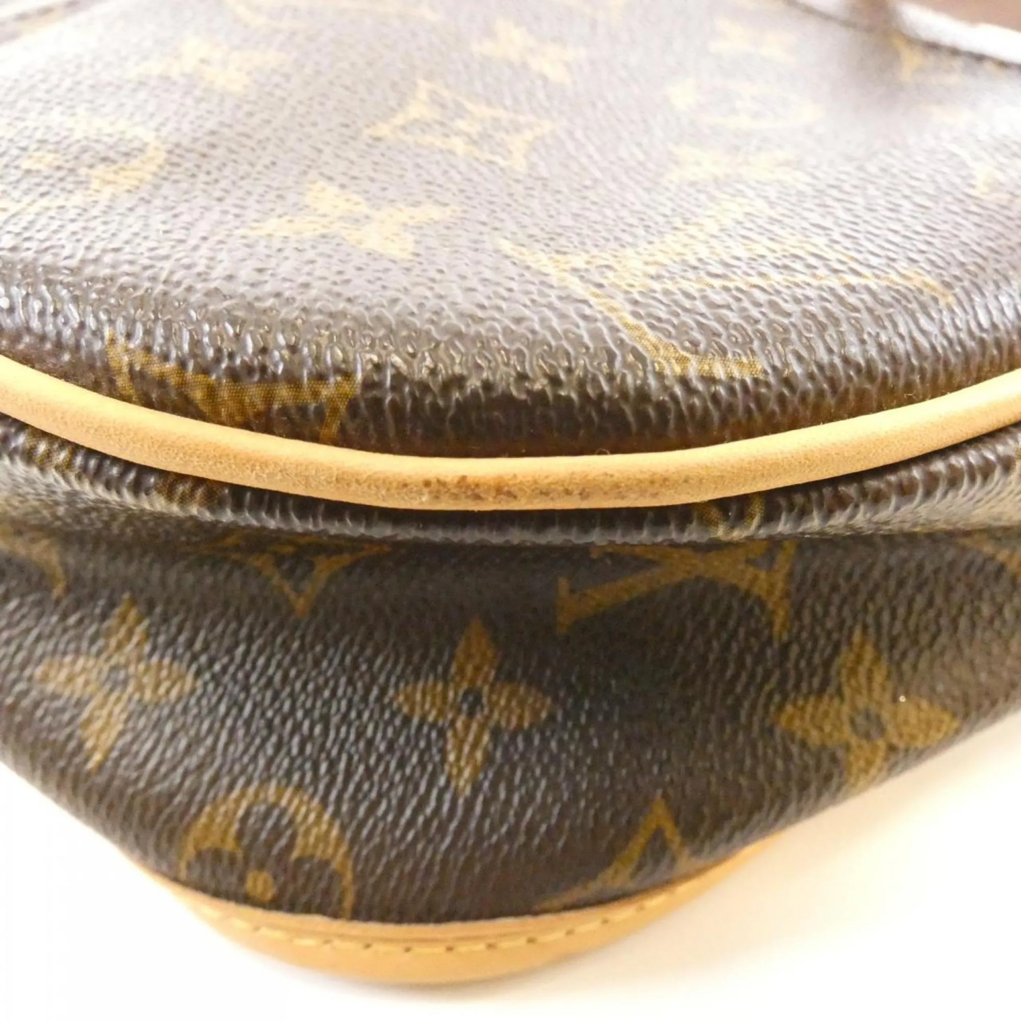 LOUIS VUITTON Brown Monogram Shoulder Bag