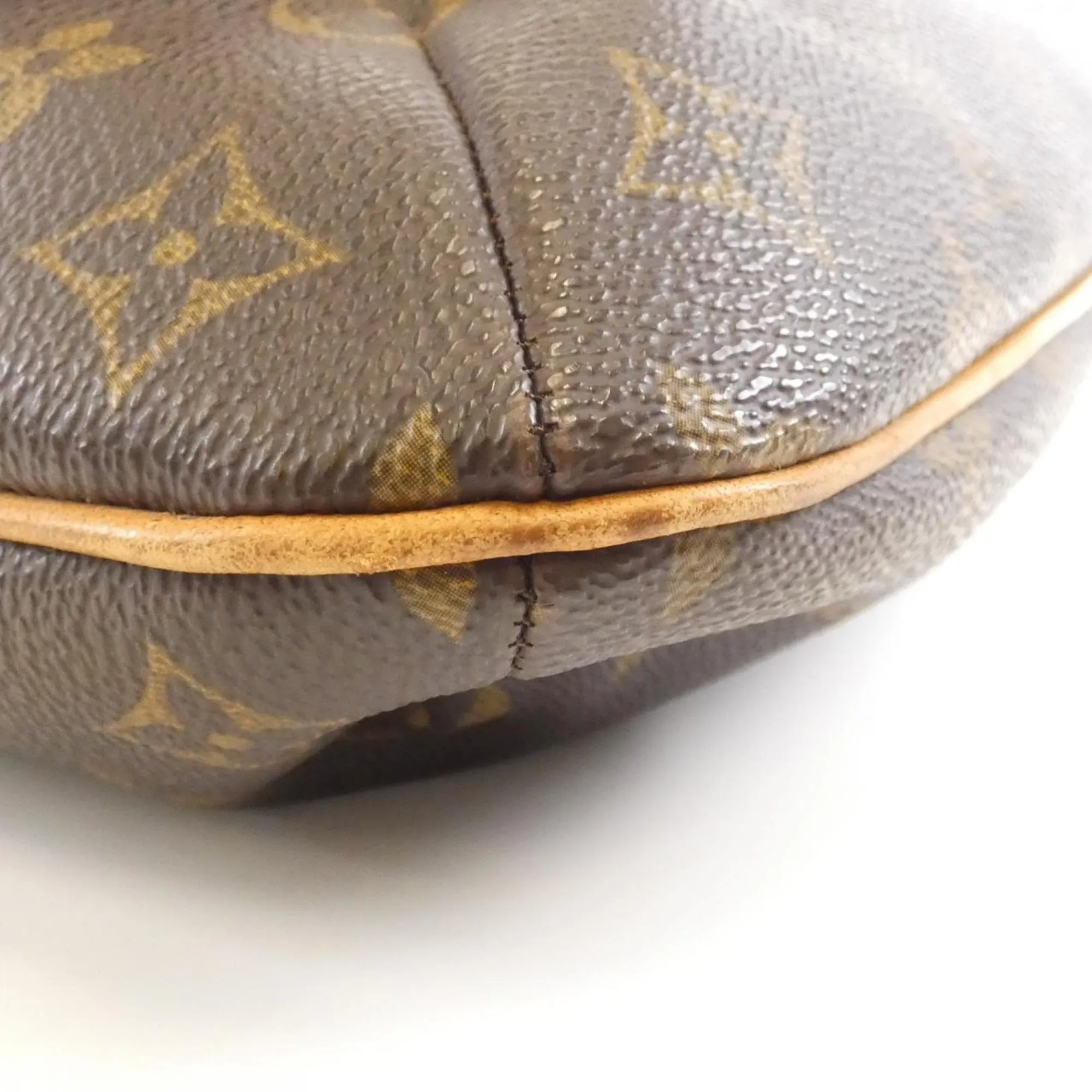 LOUIS VUITTON Brown Monogram Shoulder Bag