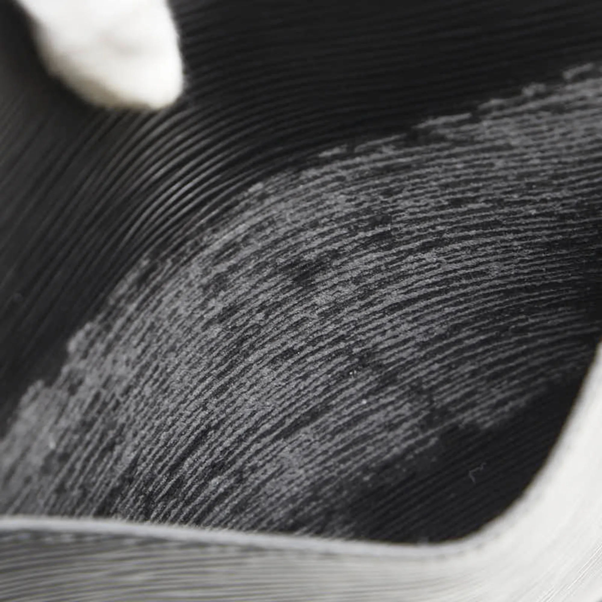 LOUIS VUITTON Black Leather Shoulder Bag