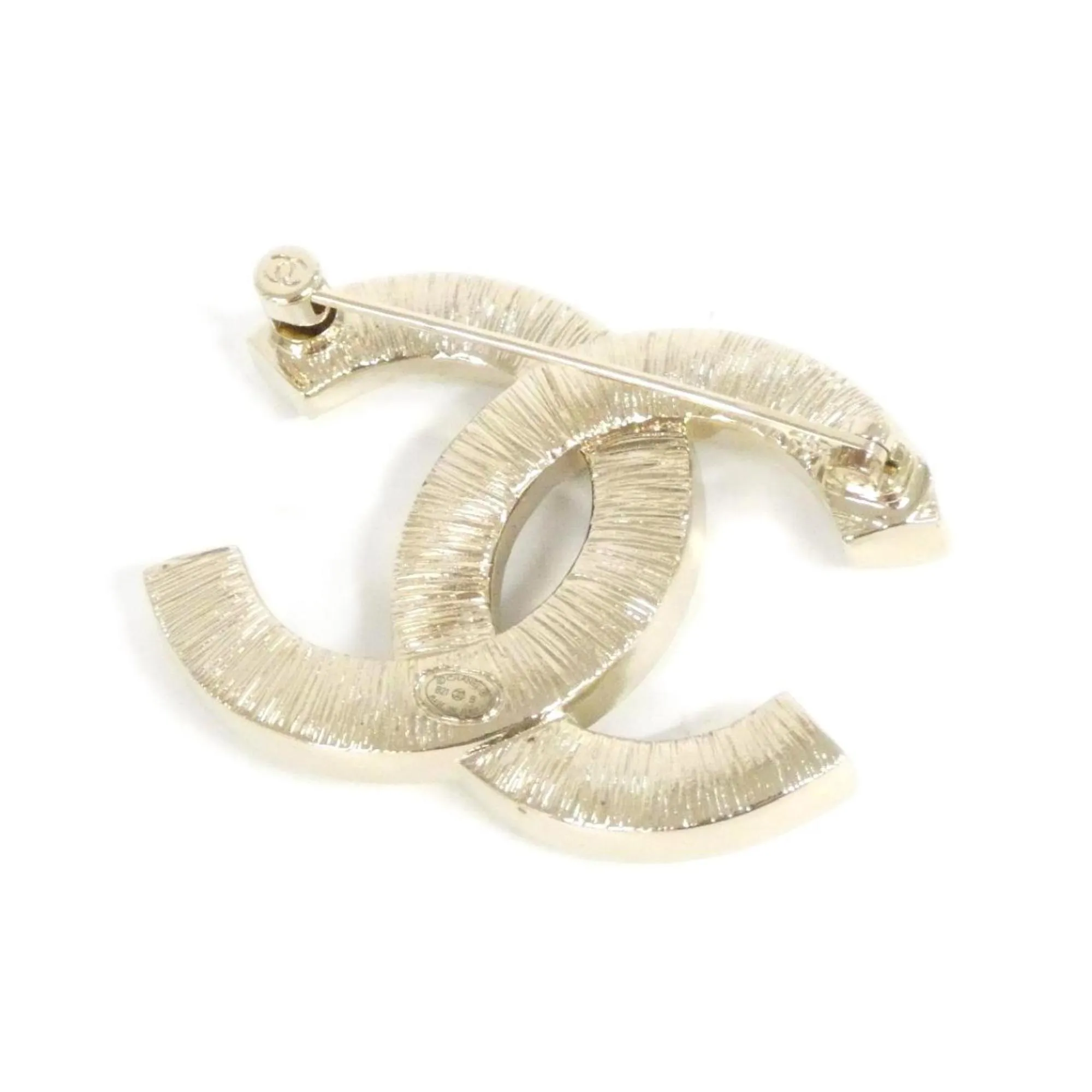 CHANEL White Brooch