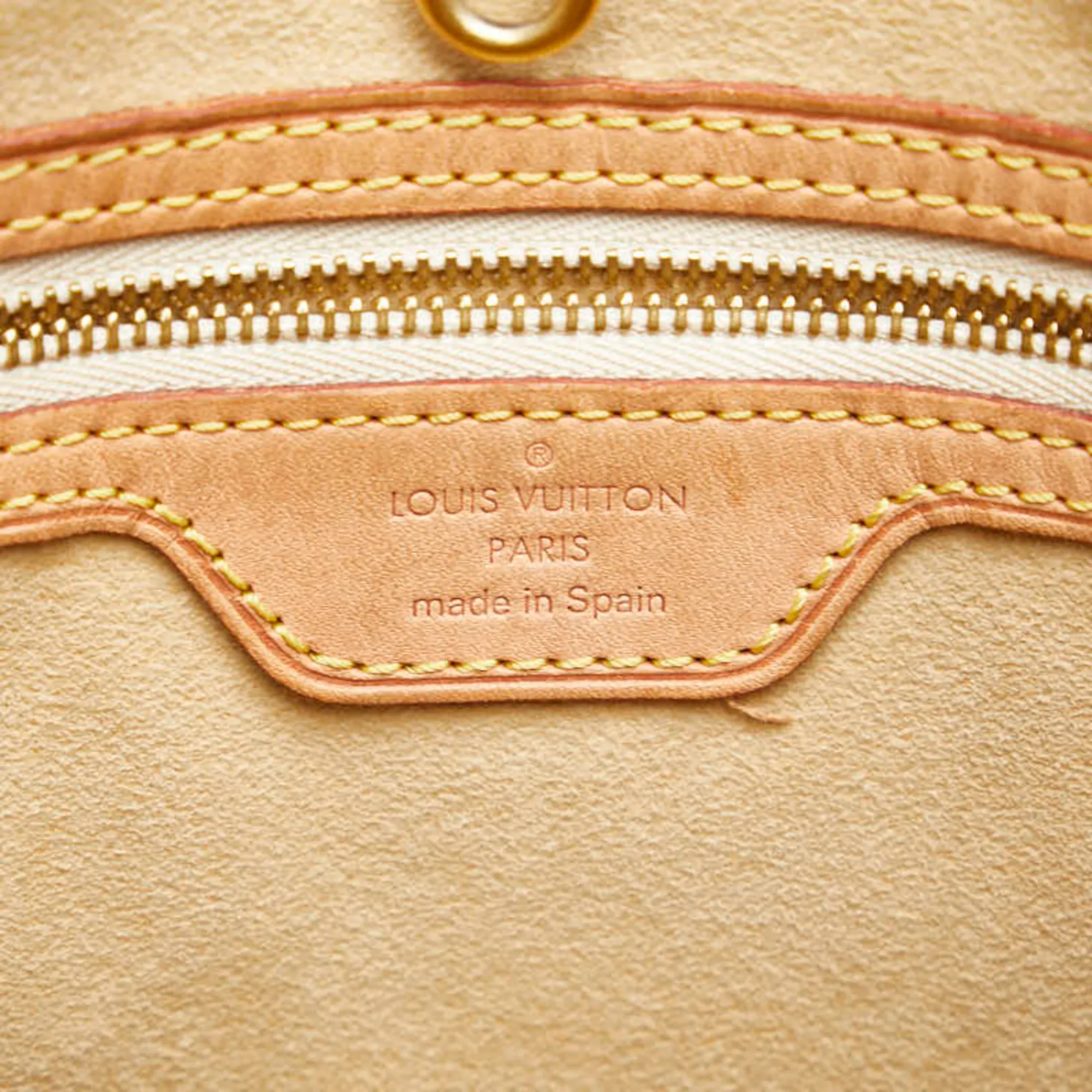 LOUIS VUITTON White Damier Leather Bag