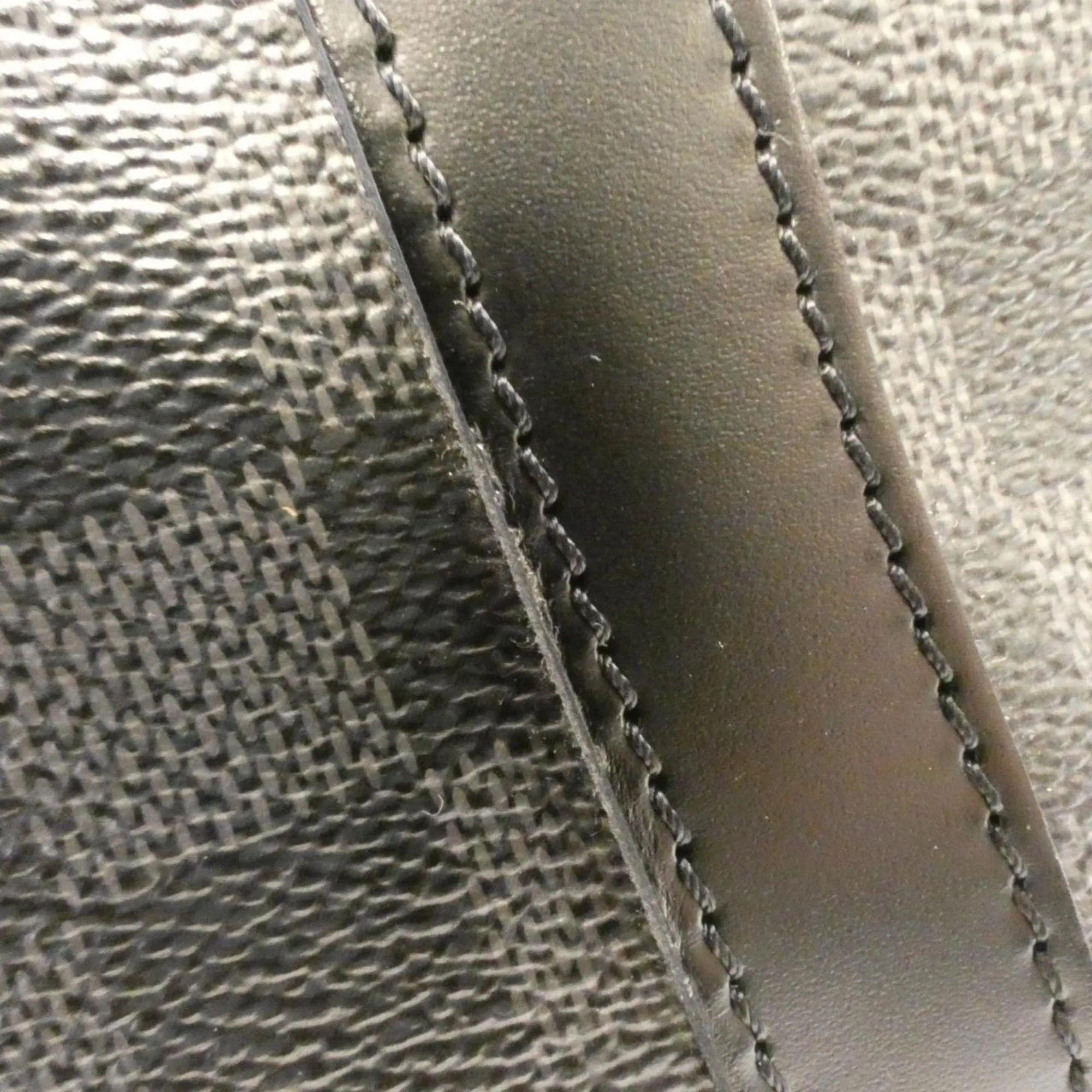 LOUIS VUITTON Silver Damier Bag